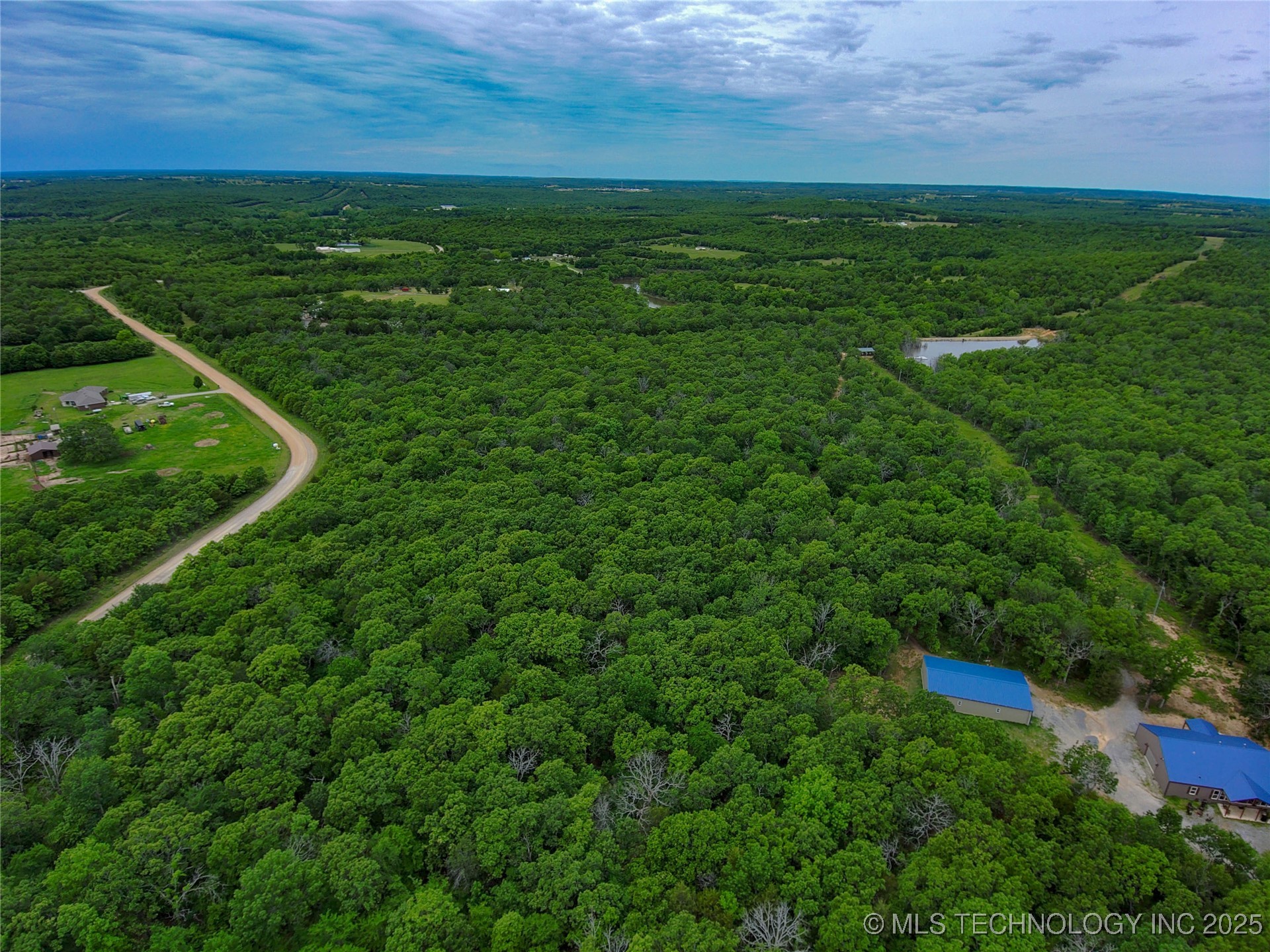 5077 N 384 Road Property Photo 35