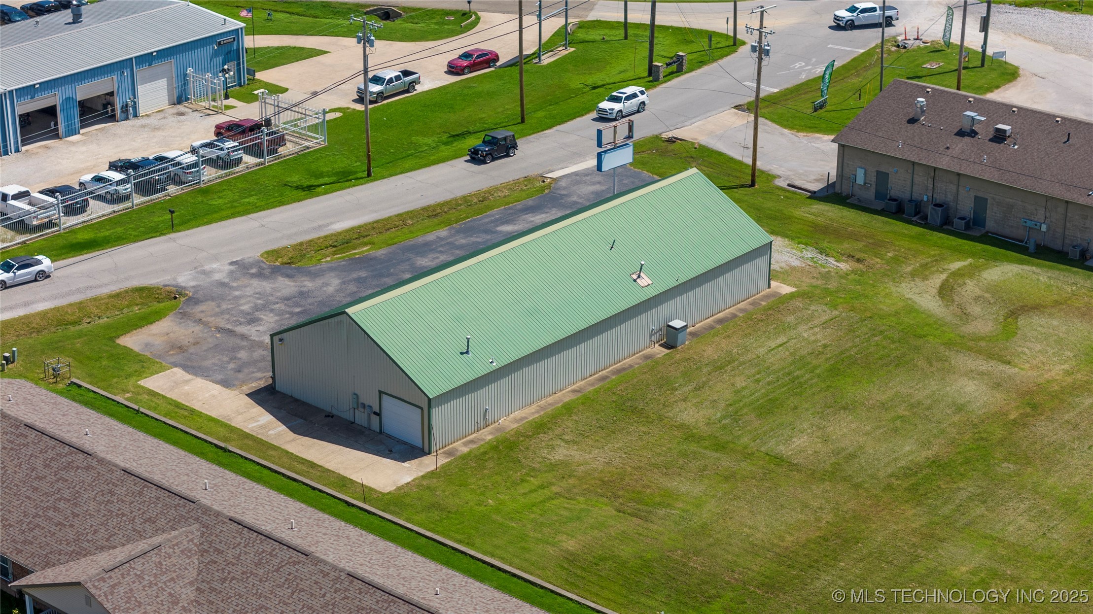 26400 E 111th Street S Property Photo 10