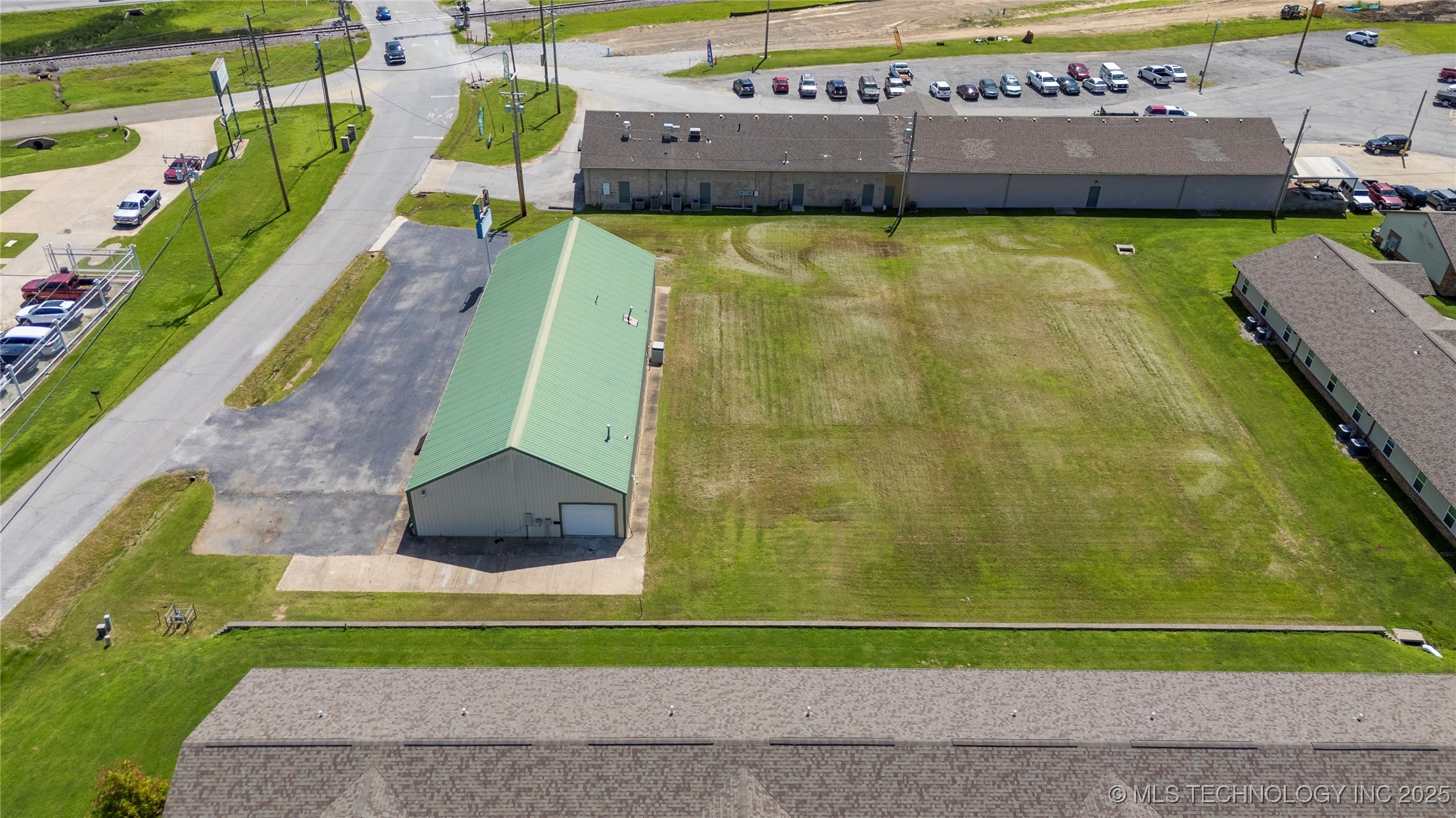 26400 E 111th Street S Property Photo 11