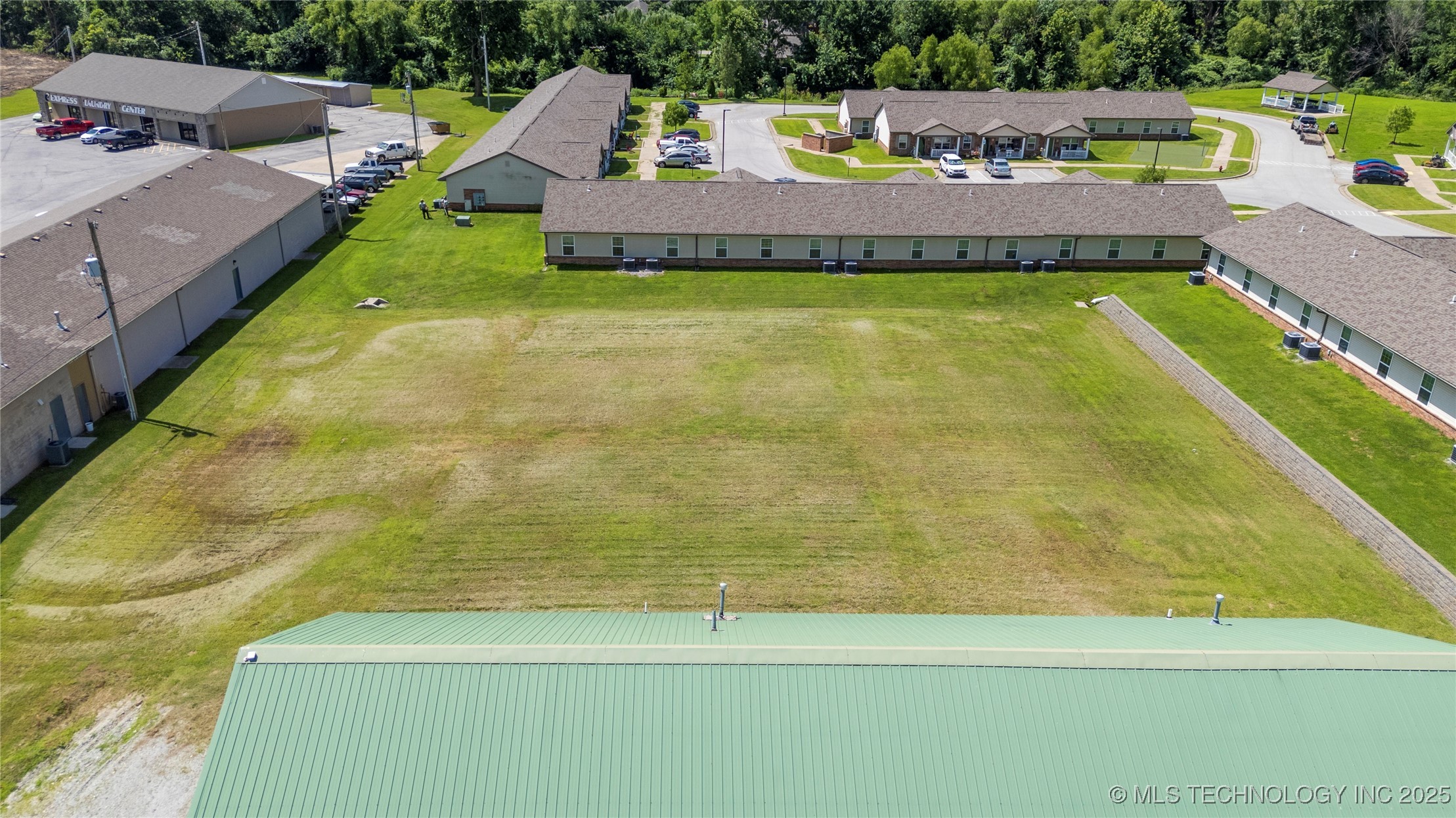 26400 E 111th Street S Property Photo 12