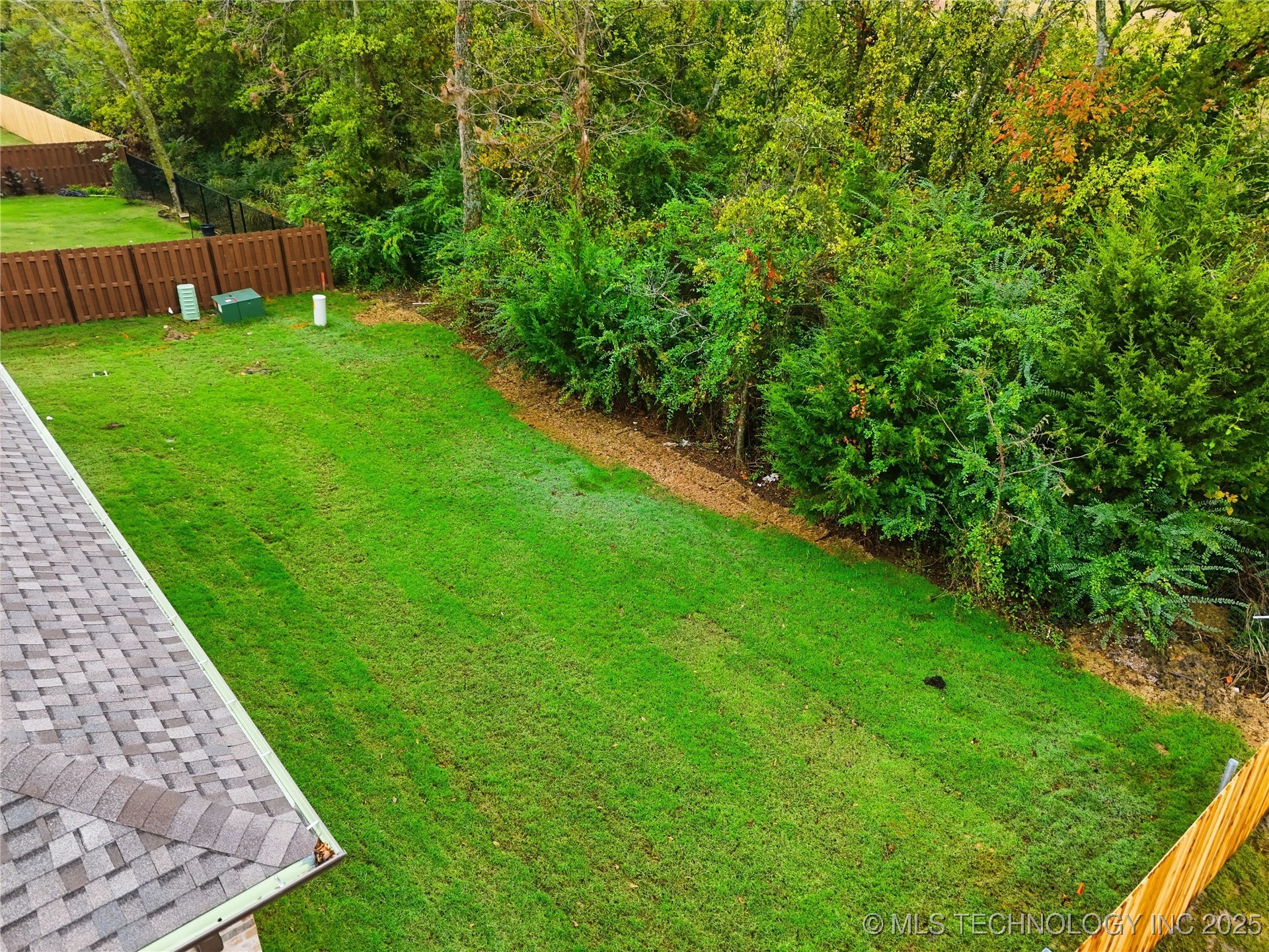 12910 S 20th Place E Property Photo 4