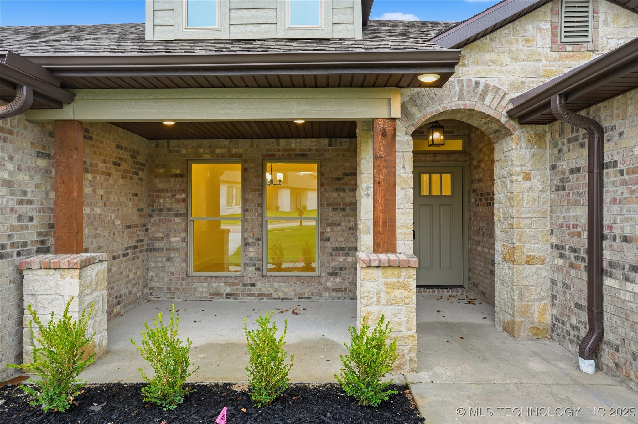 12910 S 20th Place E Property Photo 7