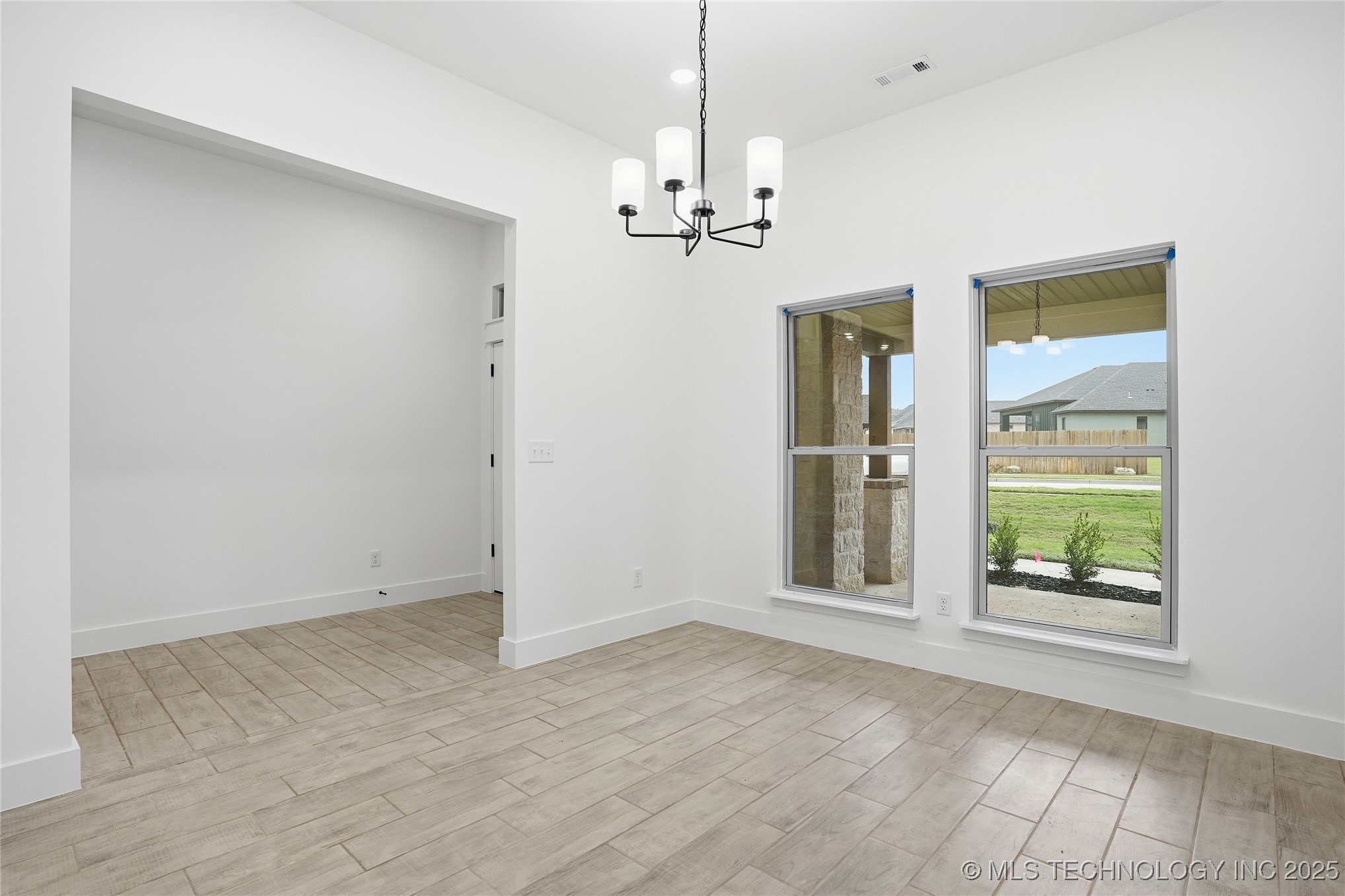 12910 S 20th Place E Property Photo 11