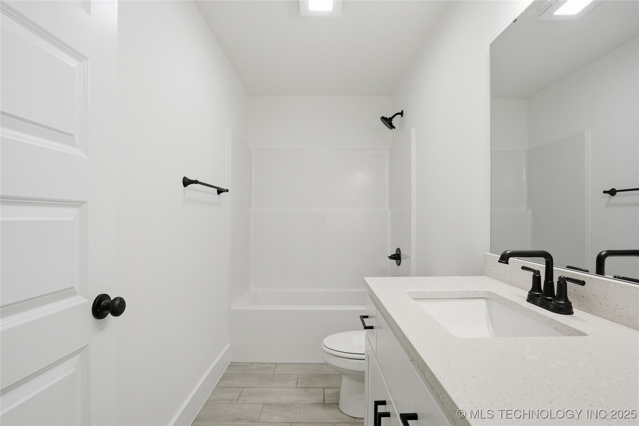 12910 S 20th Place E Property Photo 17