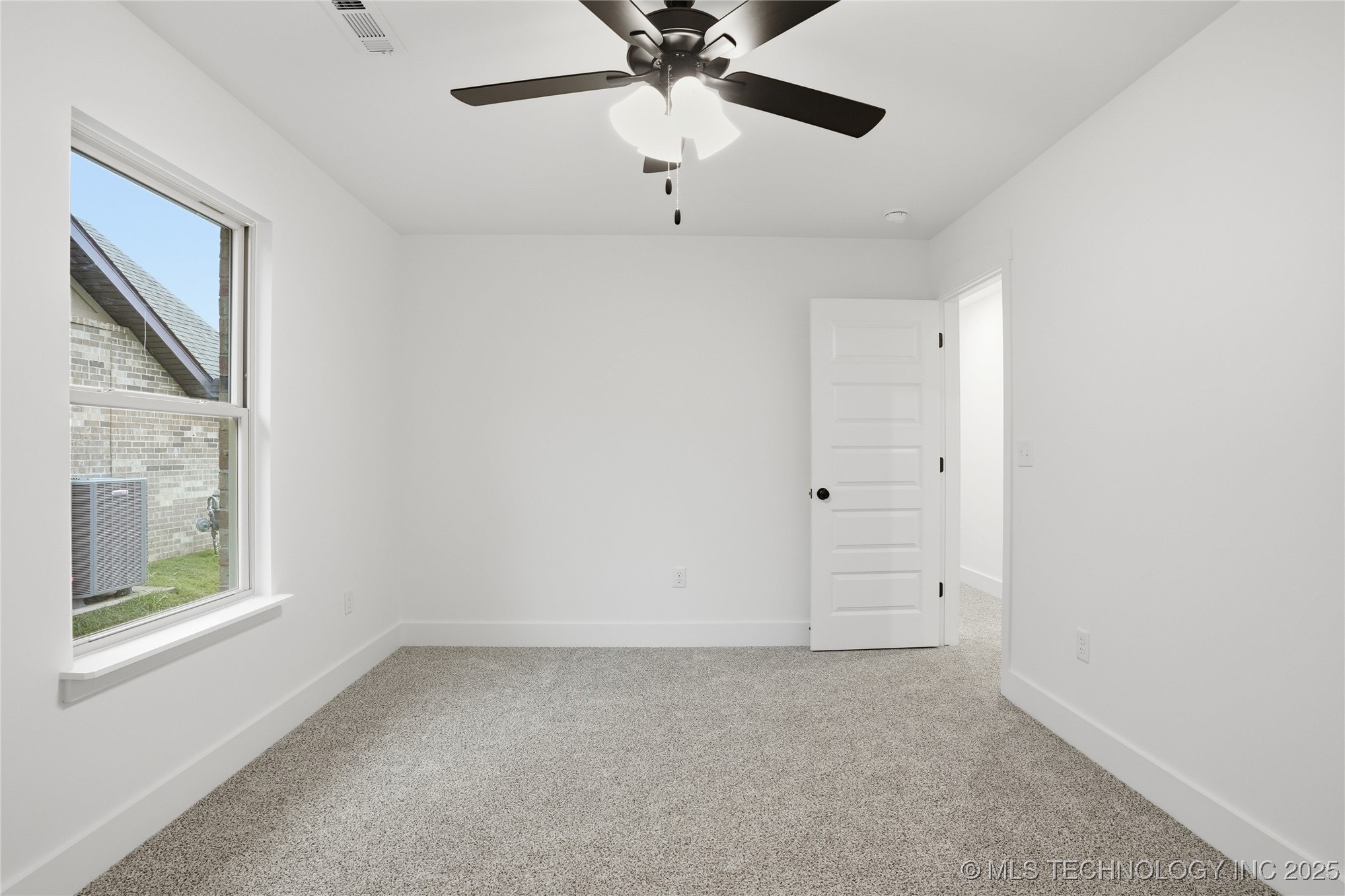 12910 S 20th Place E Property Photo 19