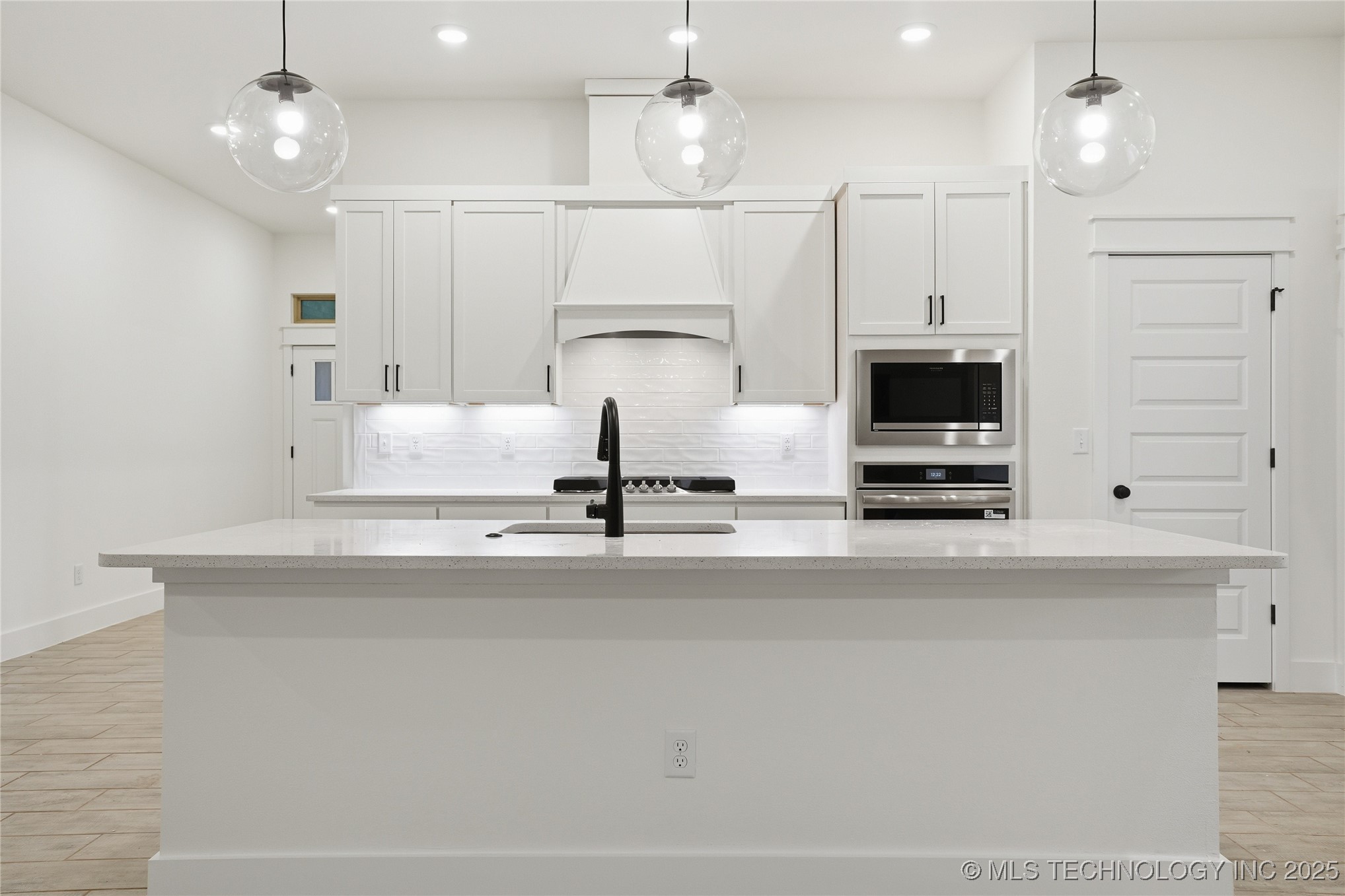 12910 S 20th Place E Property Photo 26