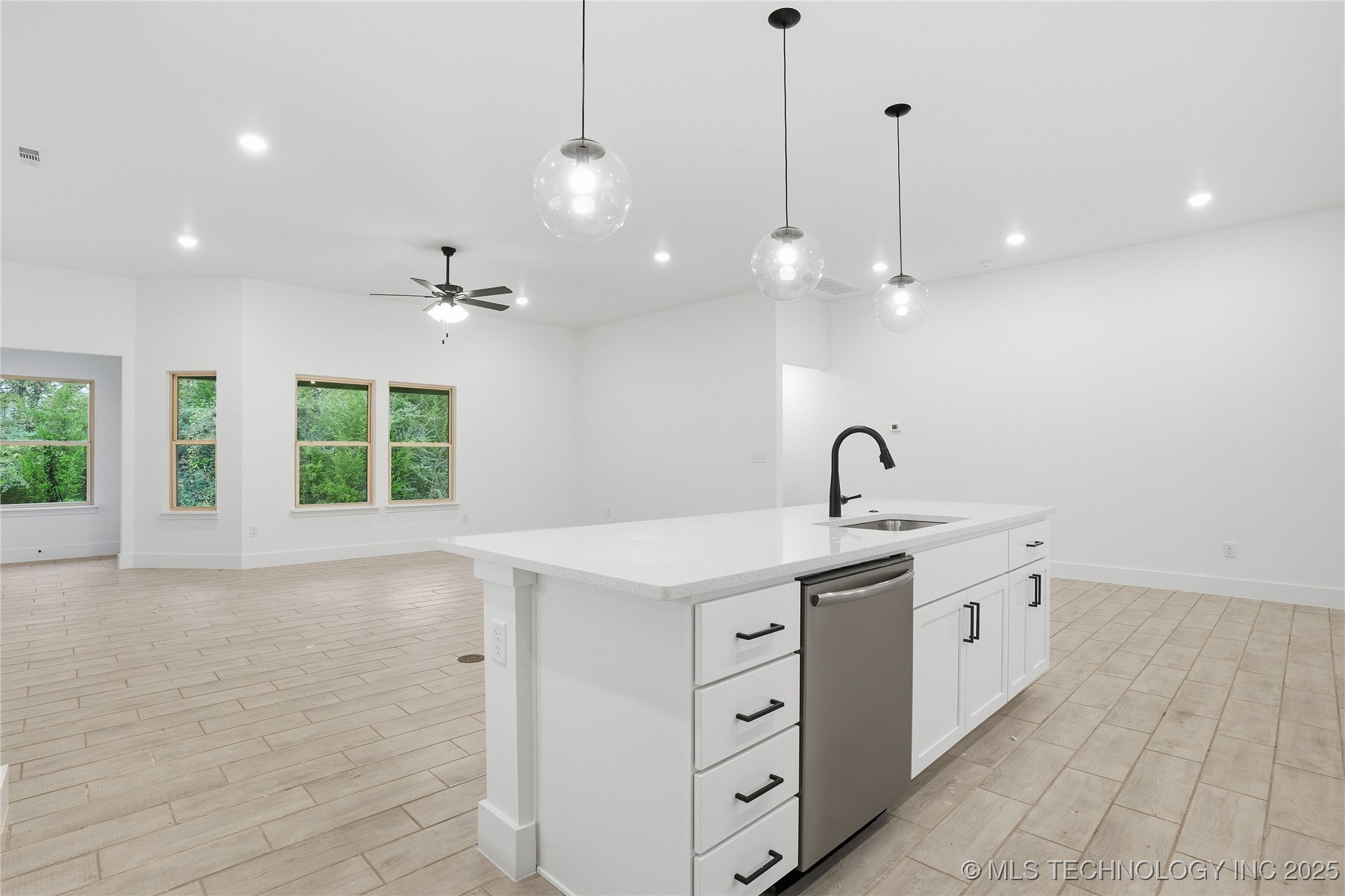 12910 S 20th Place E Property Photo 30