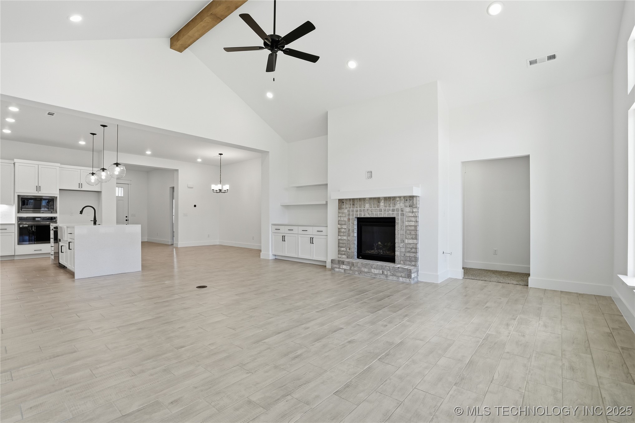 2052 E 129th Place S Property Photo 15