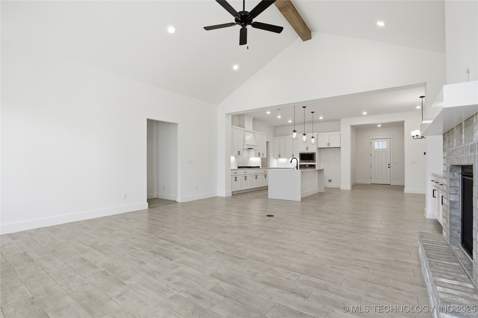 2052 E 129th Place S Property Photo 16