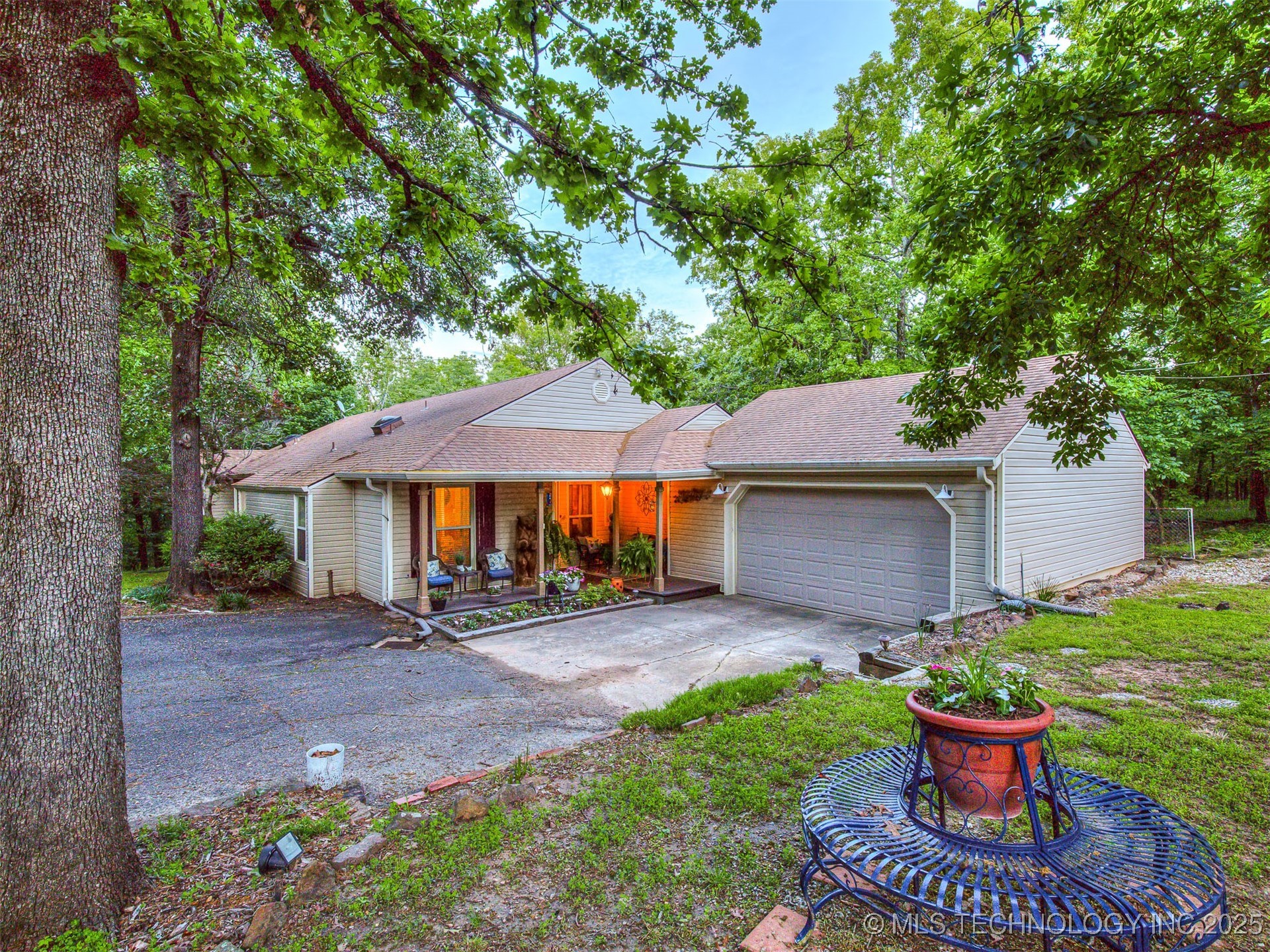 34052 E 703 Road Property Photo 7