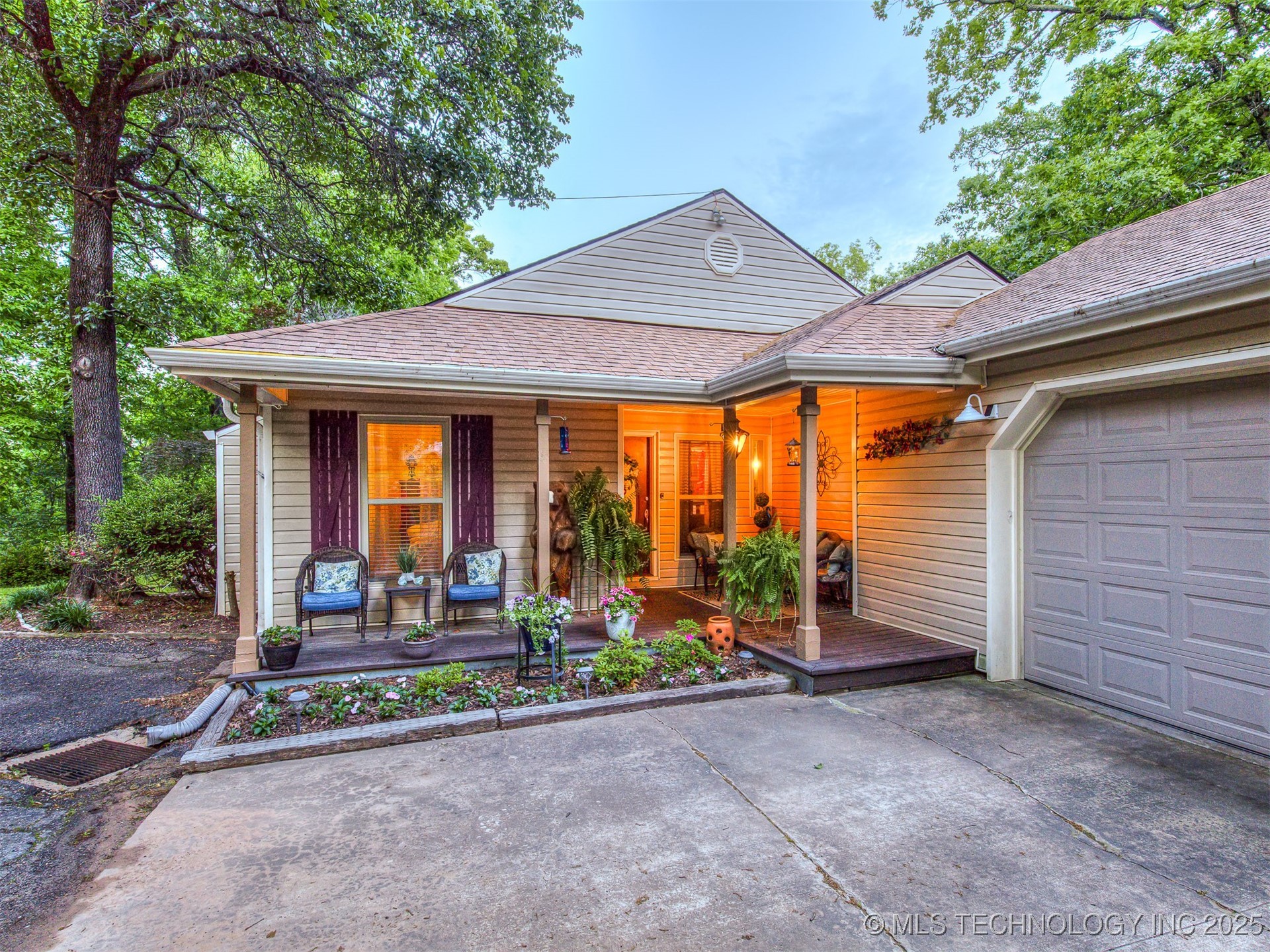 34052 E 703 Road Property Photo 9