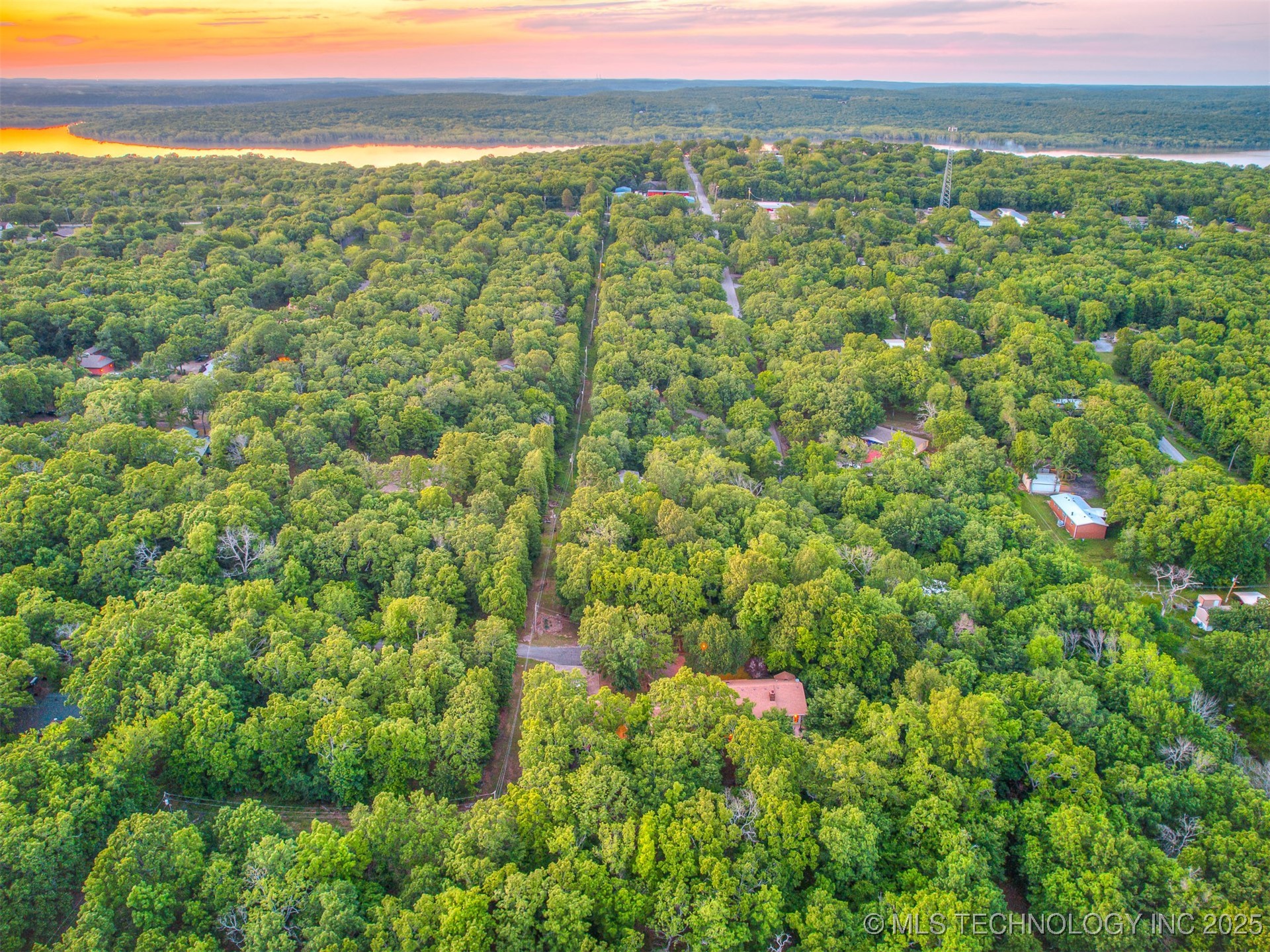 34052 E 703 Road Property Photo 14