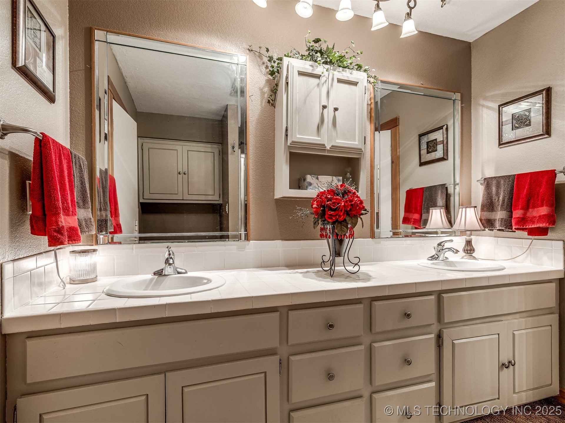 34052 E 703 Road Property Photo 58