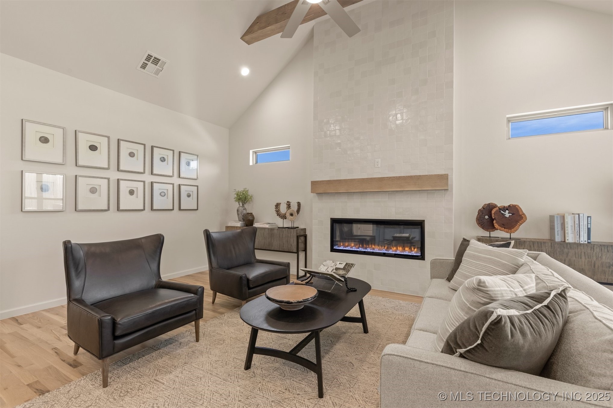 1331 N Beech Street Property Photo 2