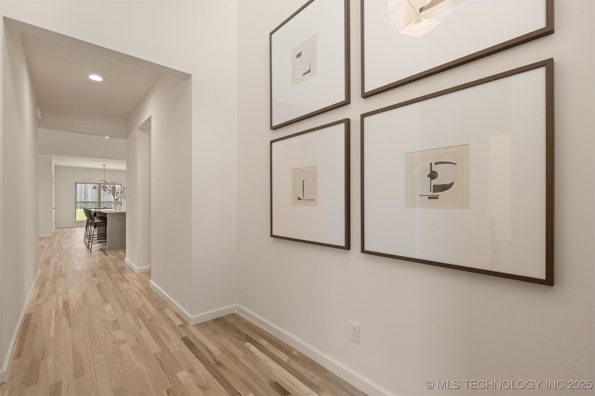 1331 N Beech Street Property Photo 6