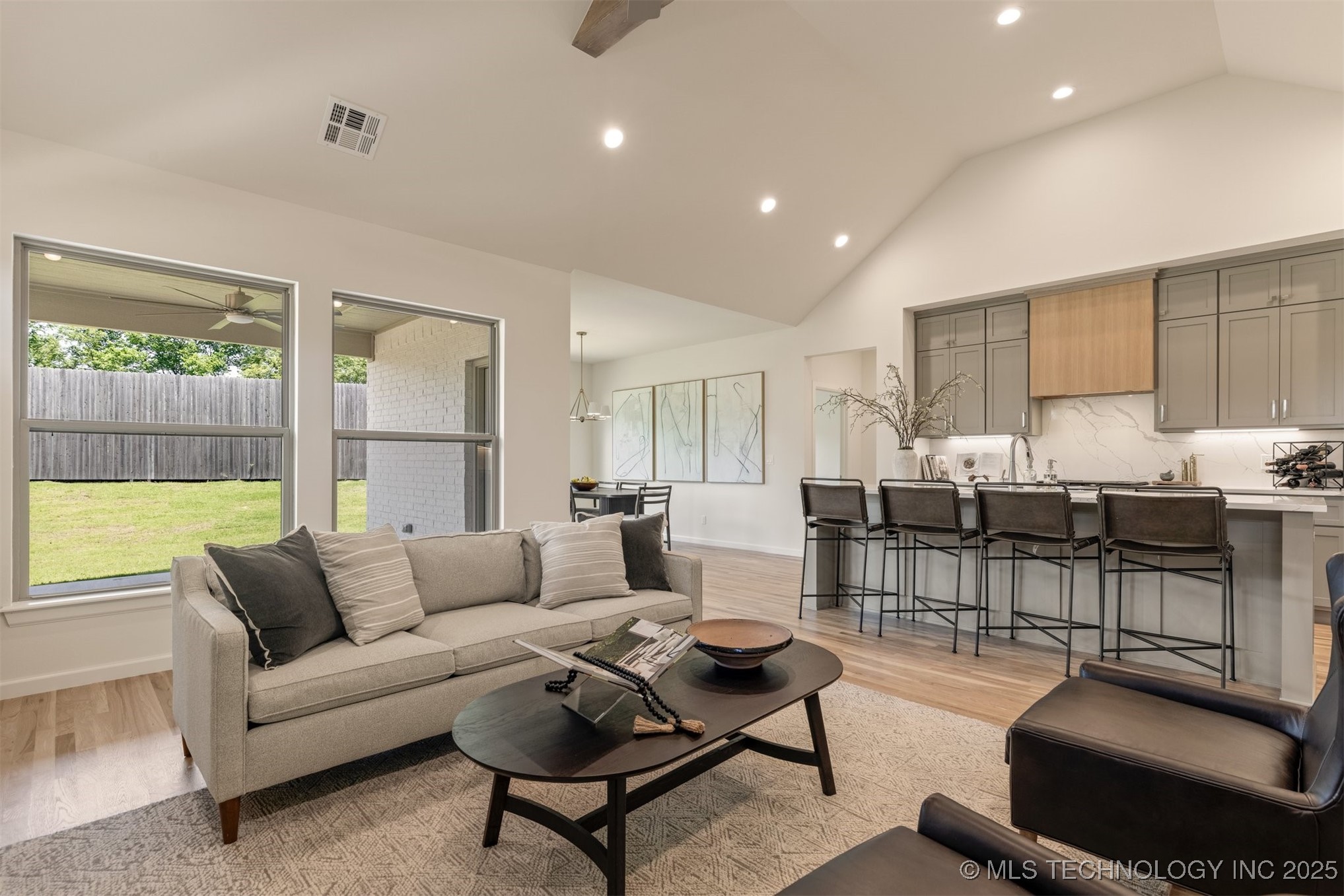 1331 N Beech Street Property Photo 15