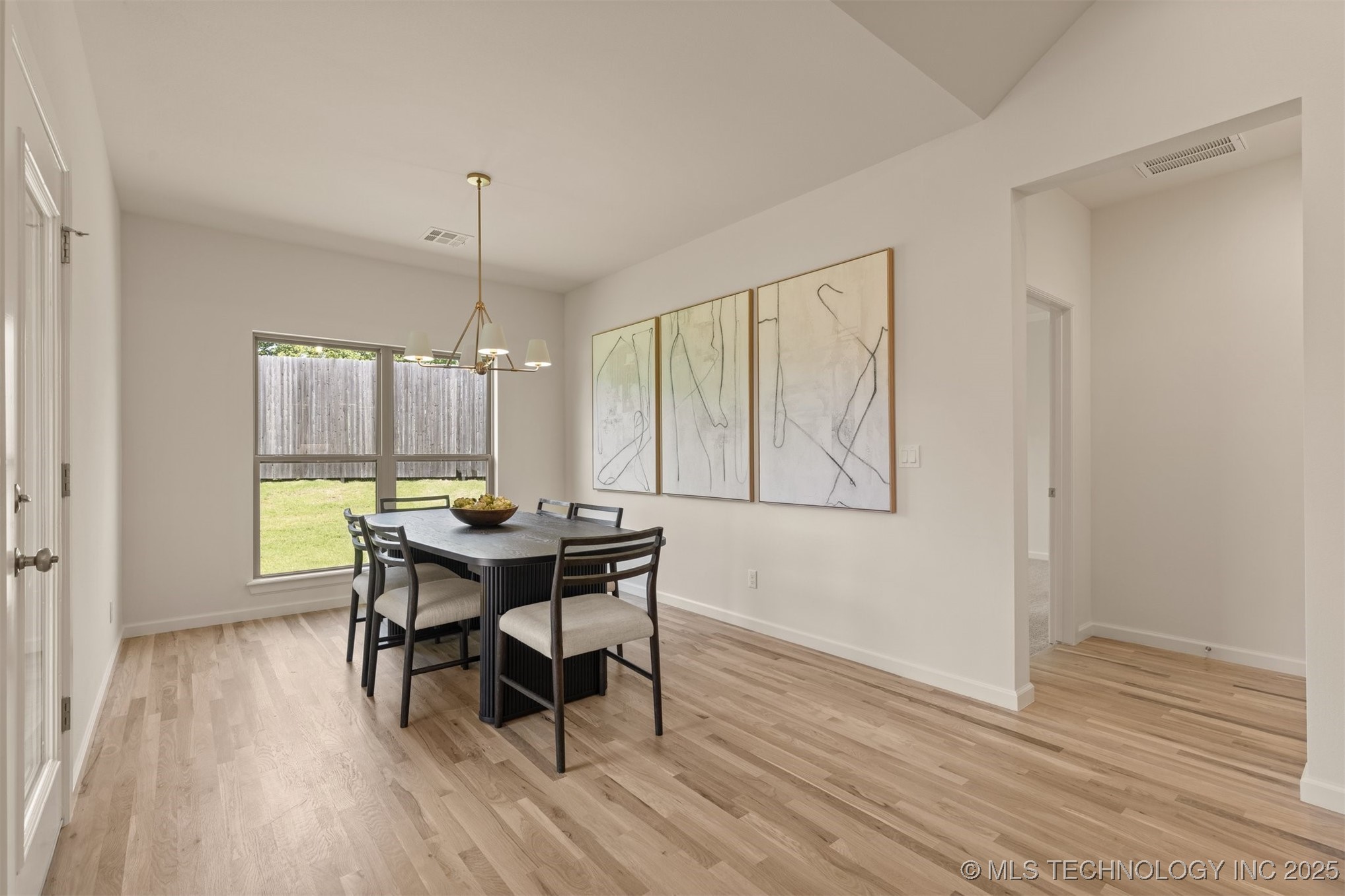 1331 N Beech Street Property Photo 26