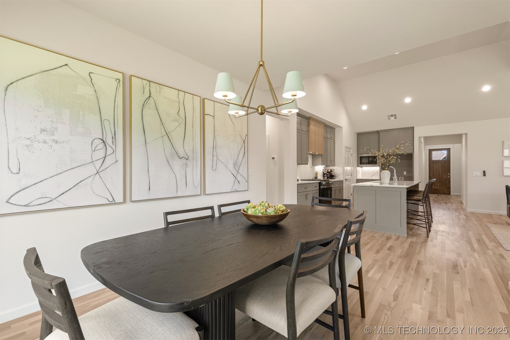 1331 N Beech Street Property Photo 27