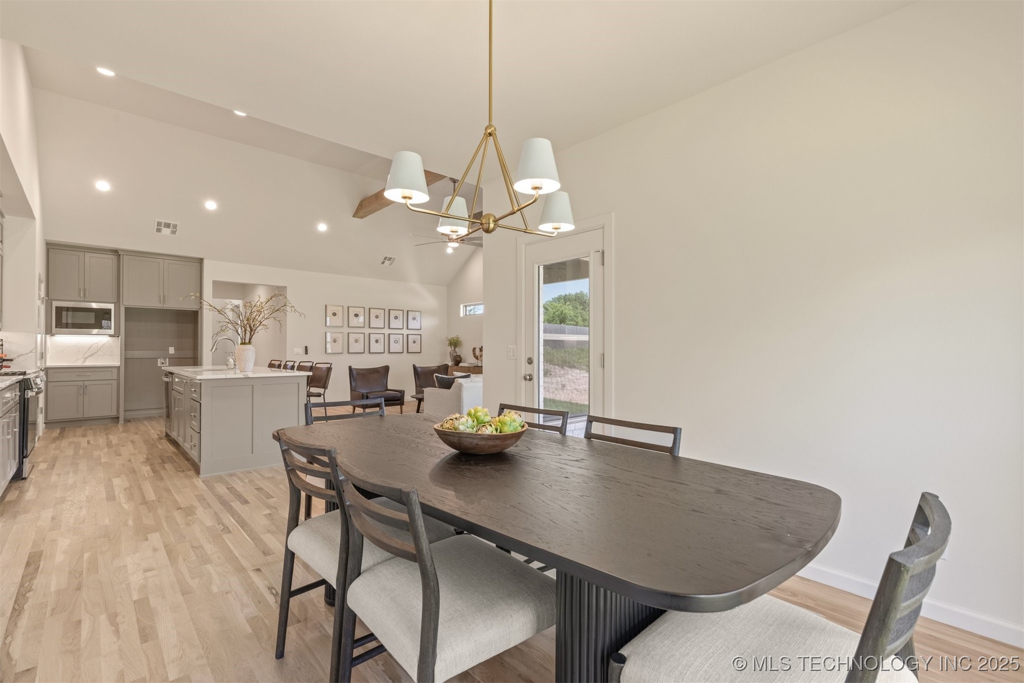 1331 N Beech Street Property Photo 28