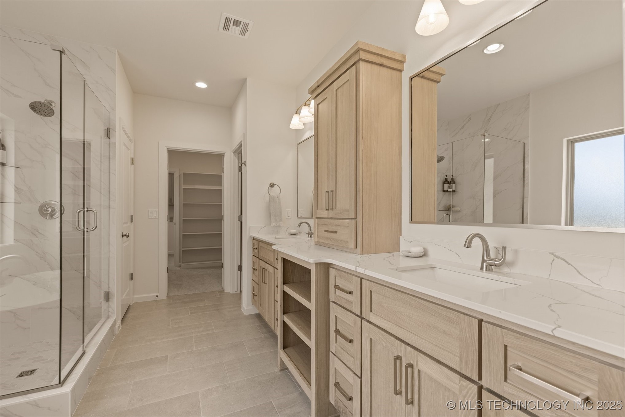 1331 N Beech Street Property Photo 32