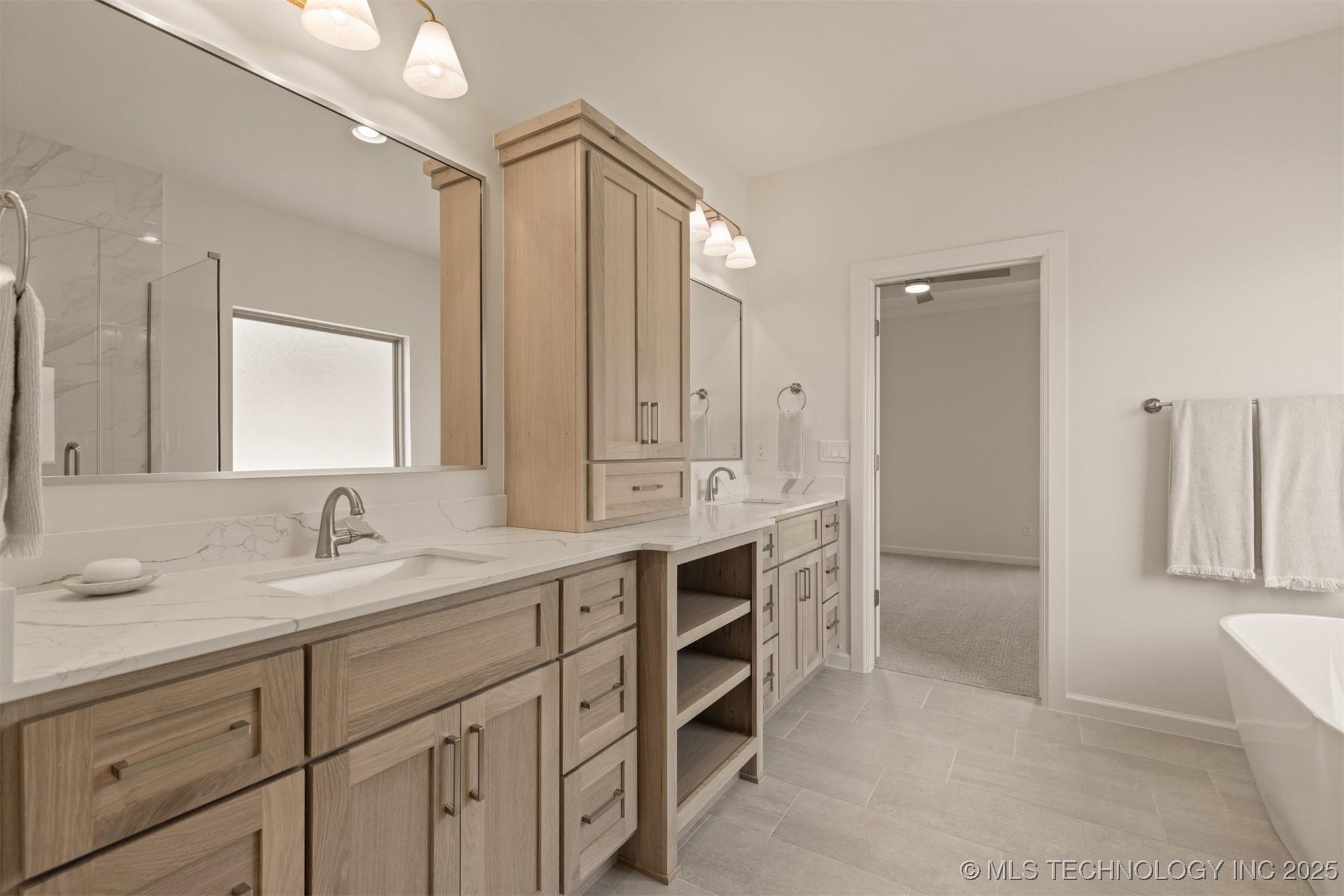 1331 N Beech Street Property Photo 35