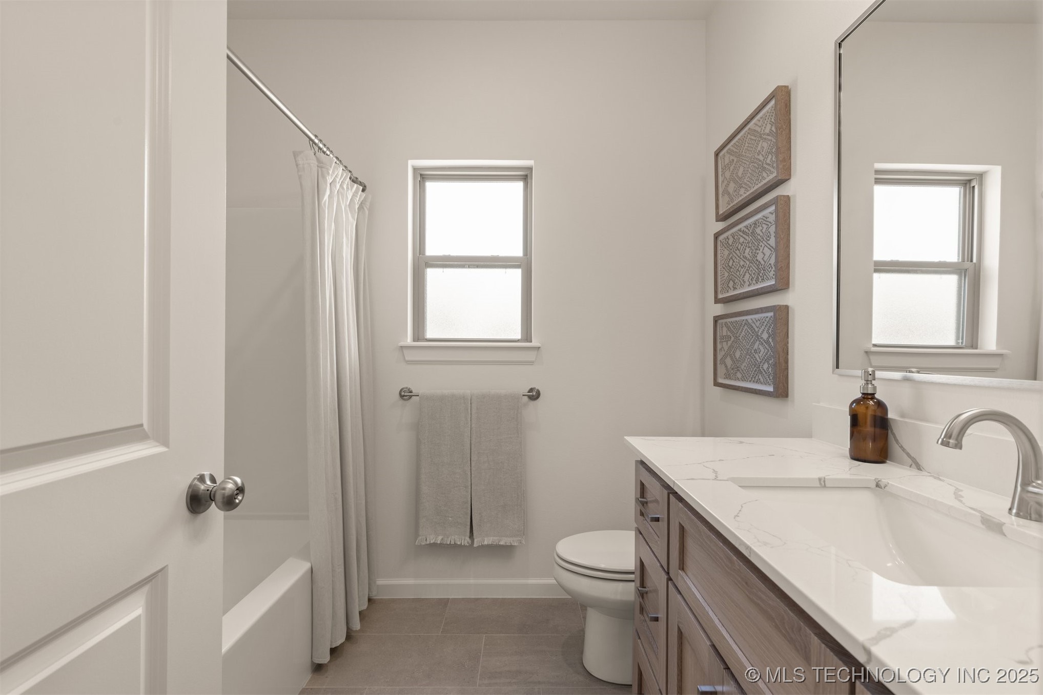 1331 N Beech Street Property Photo 48