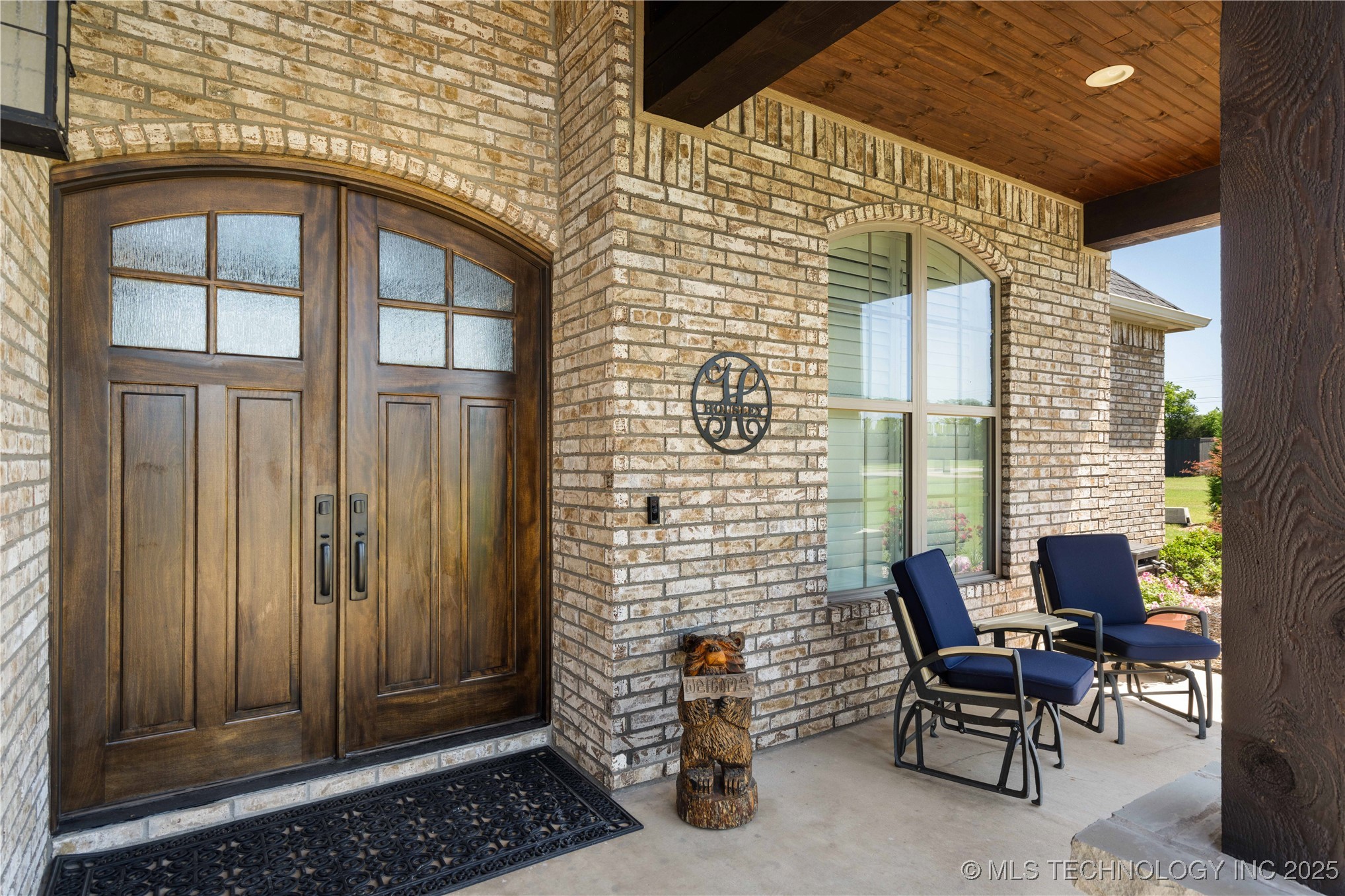 1580 Dawson Drive Property Photo 2