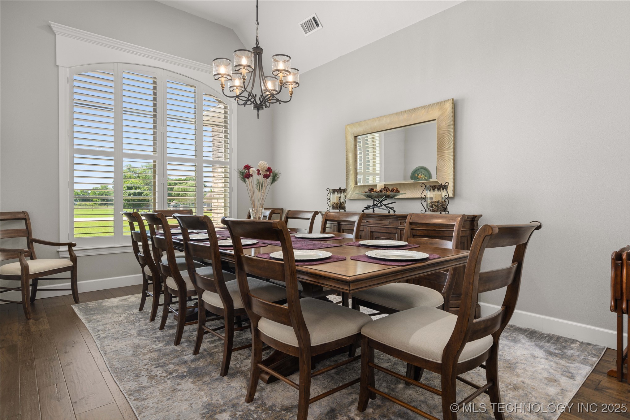 1580 Dawson Drive Property Photo 4