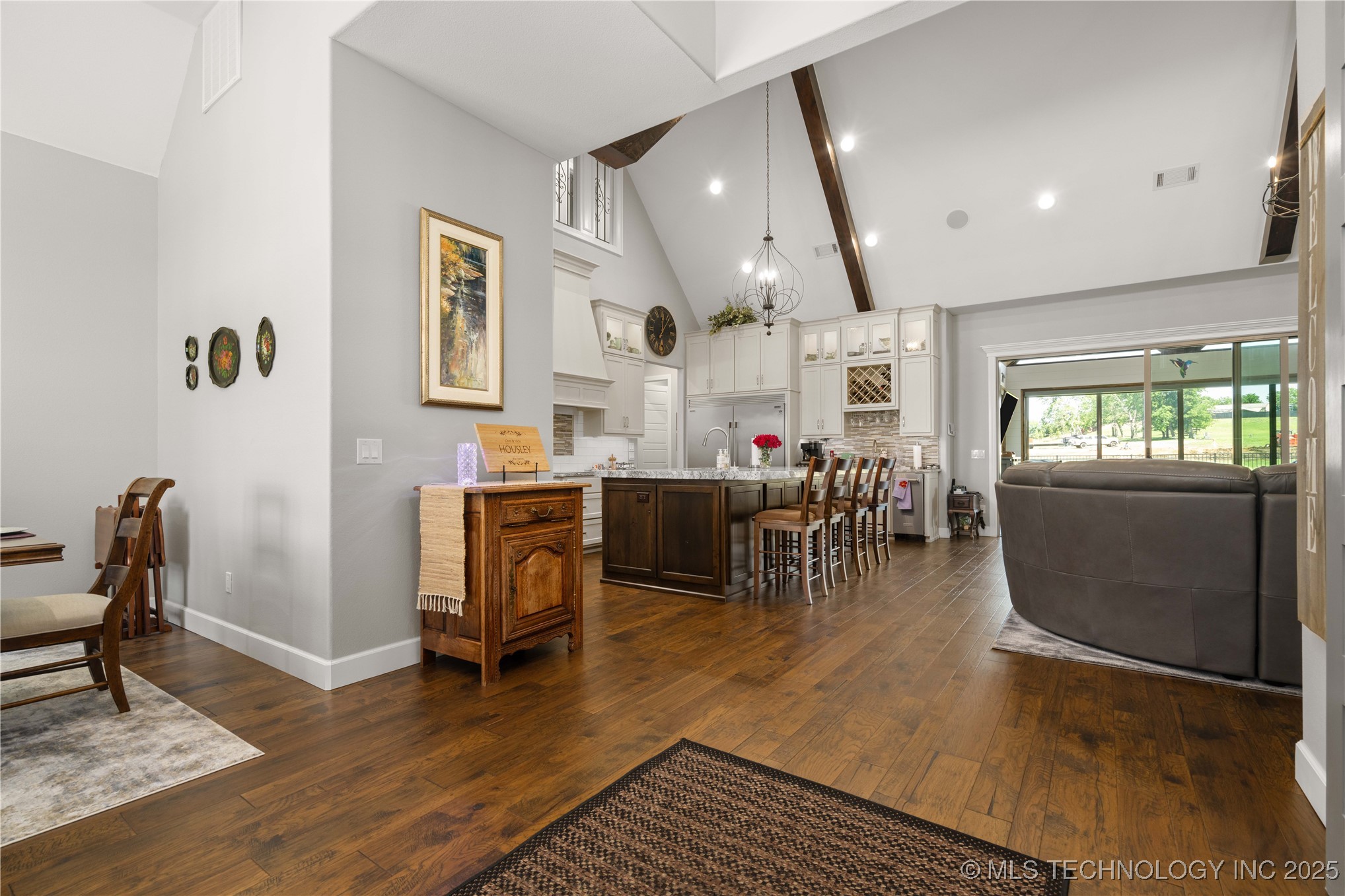 1580 Dawson Drive Property Photo 7