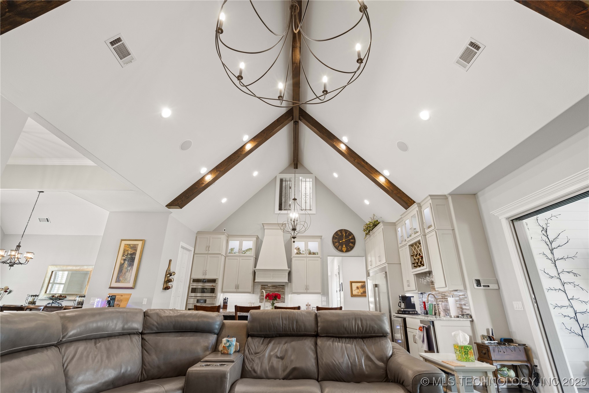 1580 Dawson Drive Property Photo 11