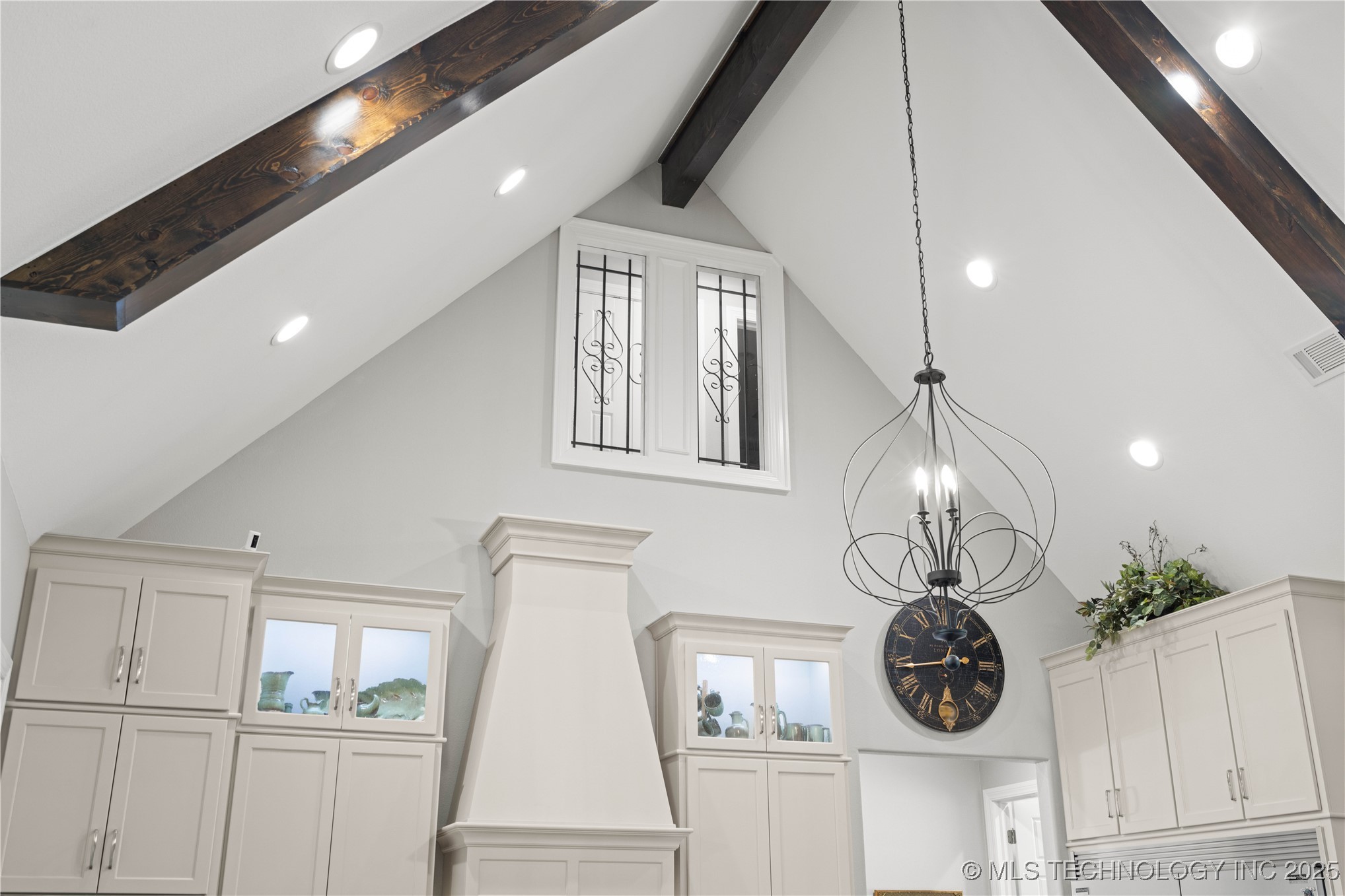 1580 Dawson Drive Property Photo 12