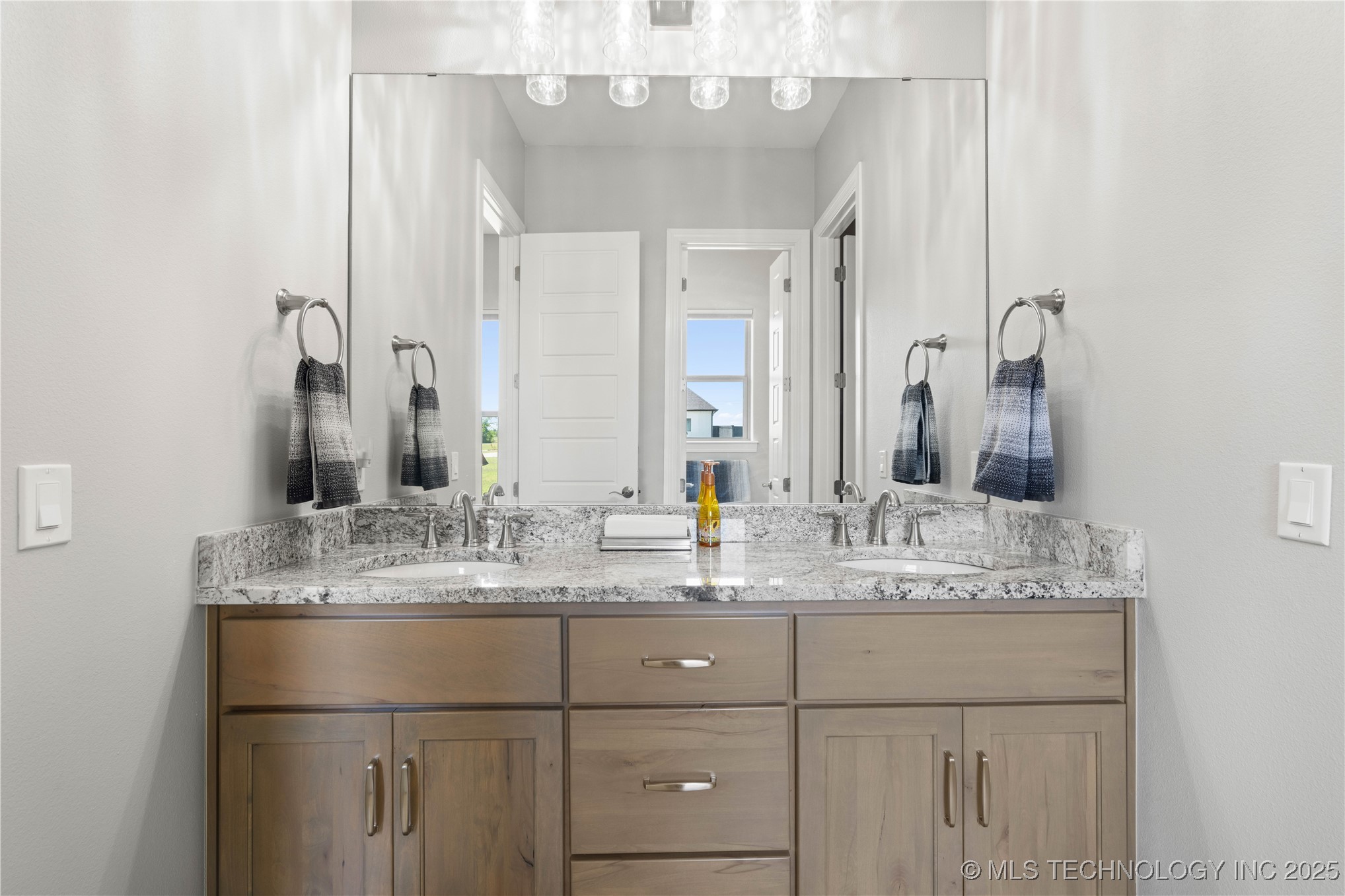 1580 Dawson Drive Property Photo 29