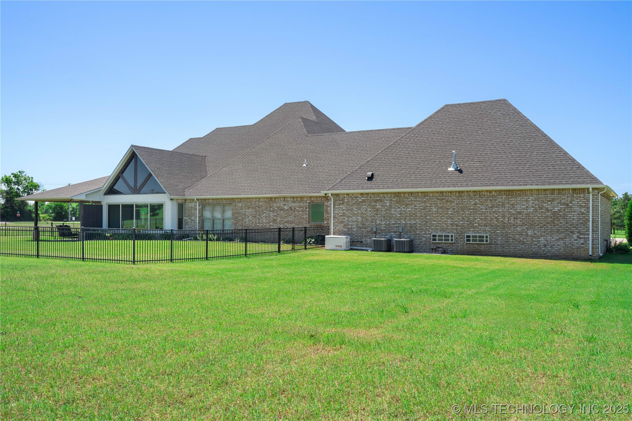 1580 Dawson Drive Property Photo 49