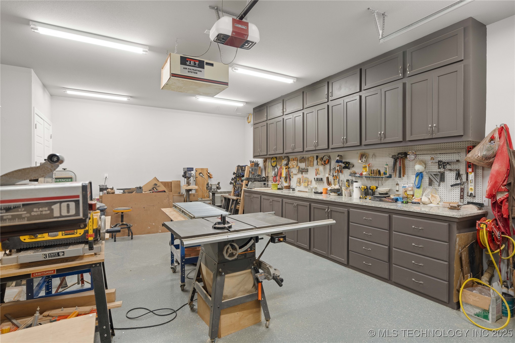 1580 Dawson Drive Property Photo 58