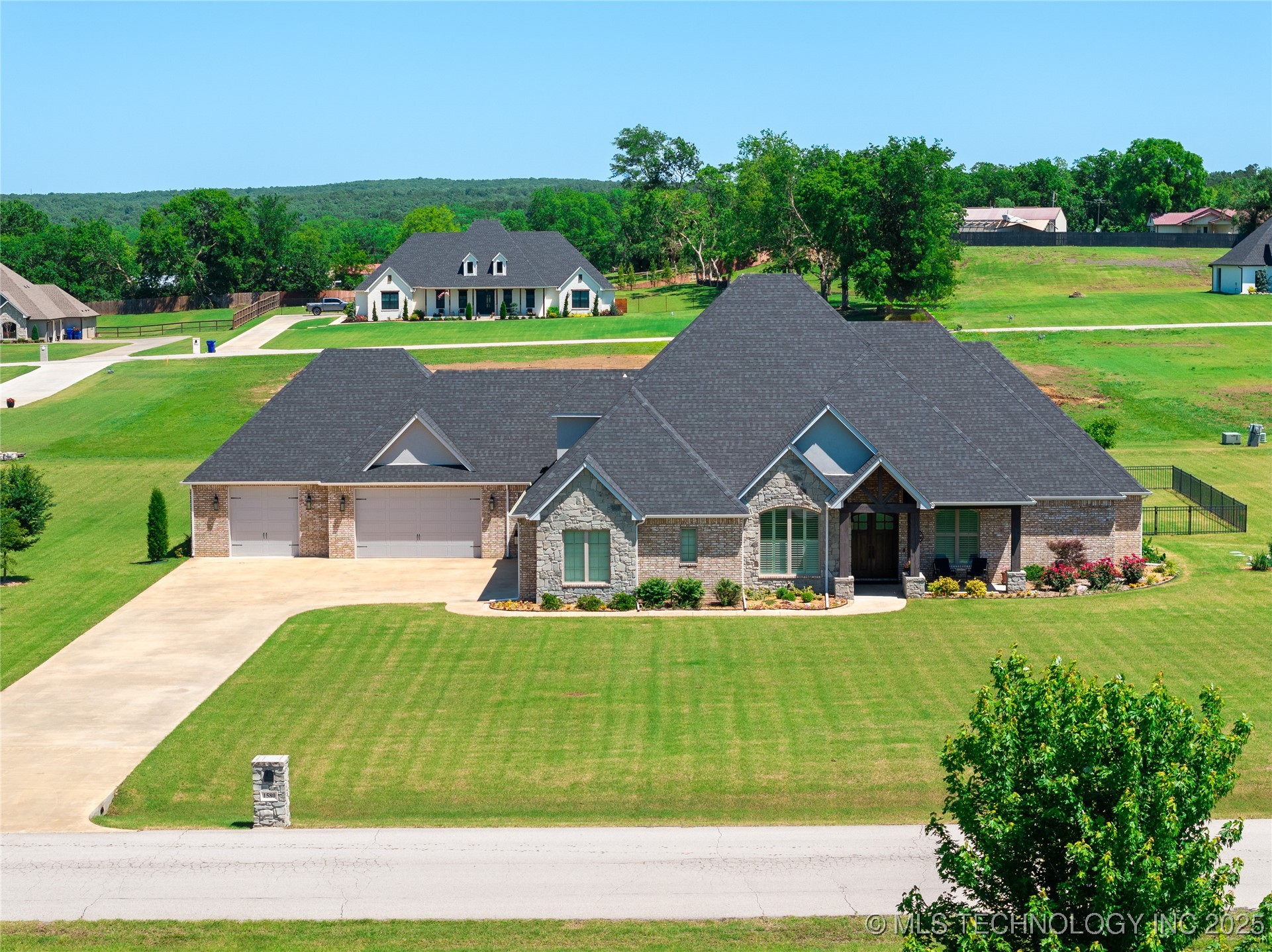 1580 Dawson Drive Property Photo 69