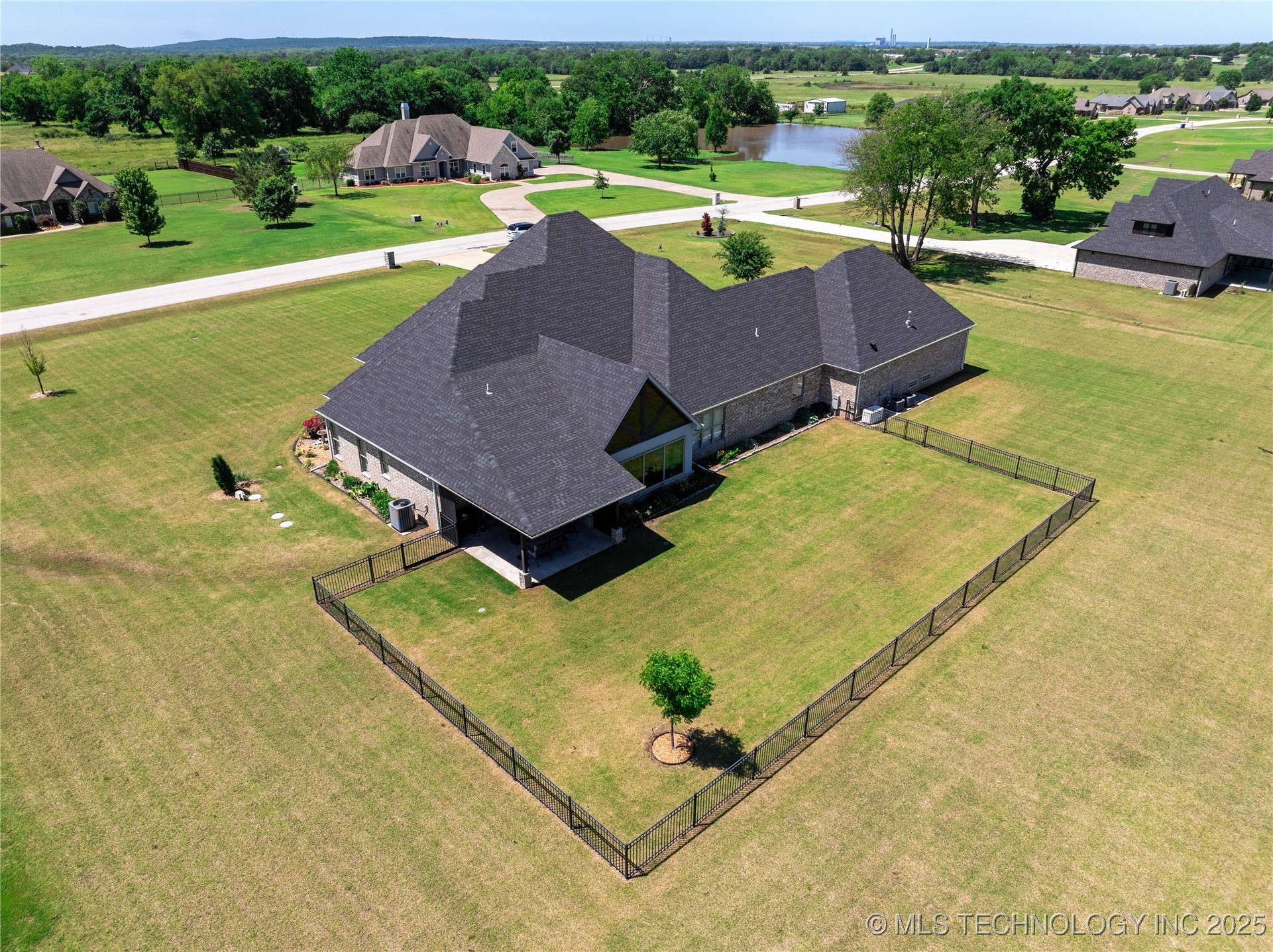 1580 Dawson Drive Property Photo 75