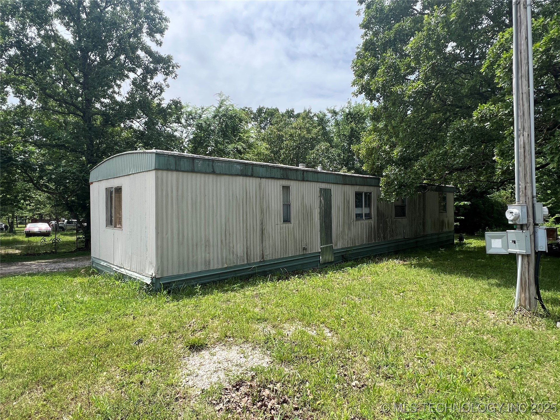 81118 S 4725 Road Property Photo 1