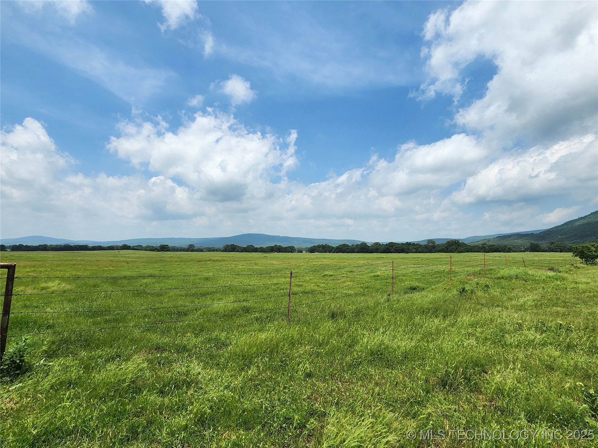 8014 Se Hwy 63 Property Photo 24