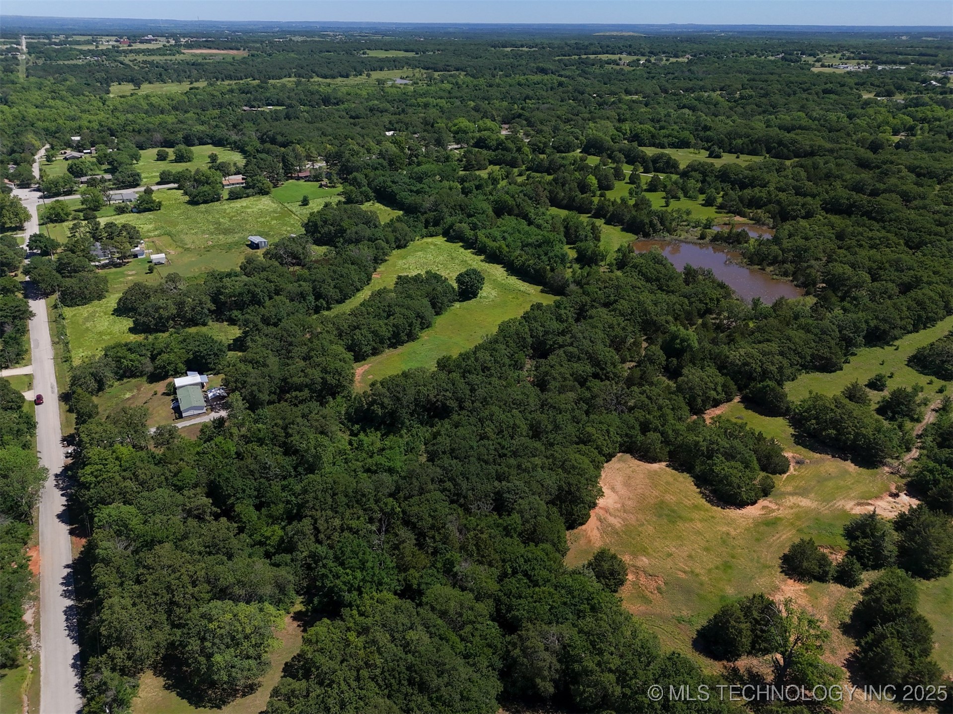 00 Harvey Road Property Photo 3