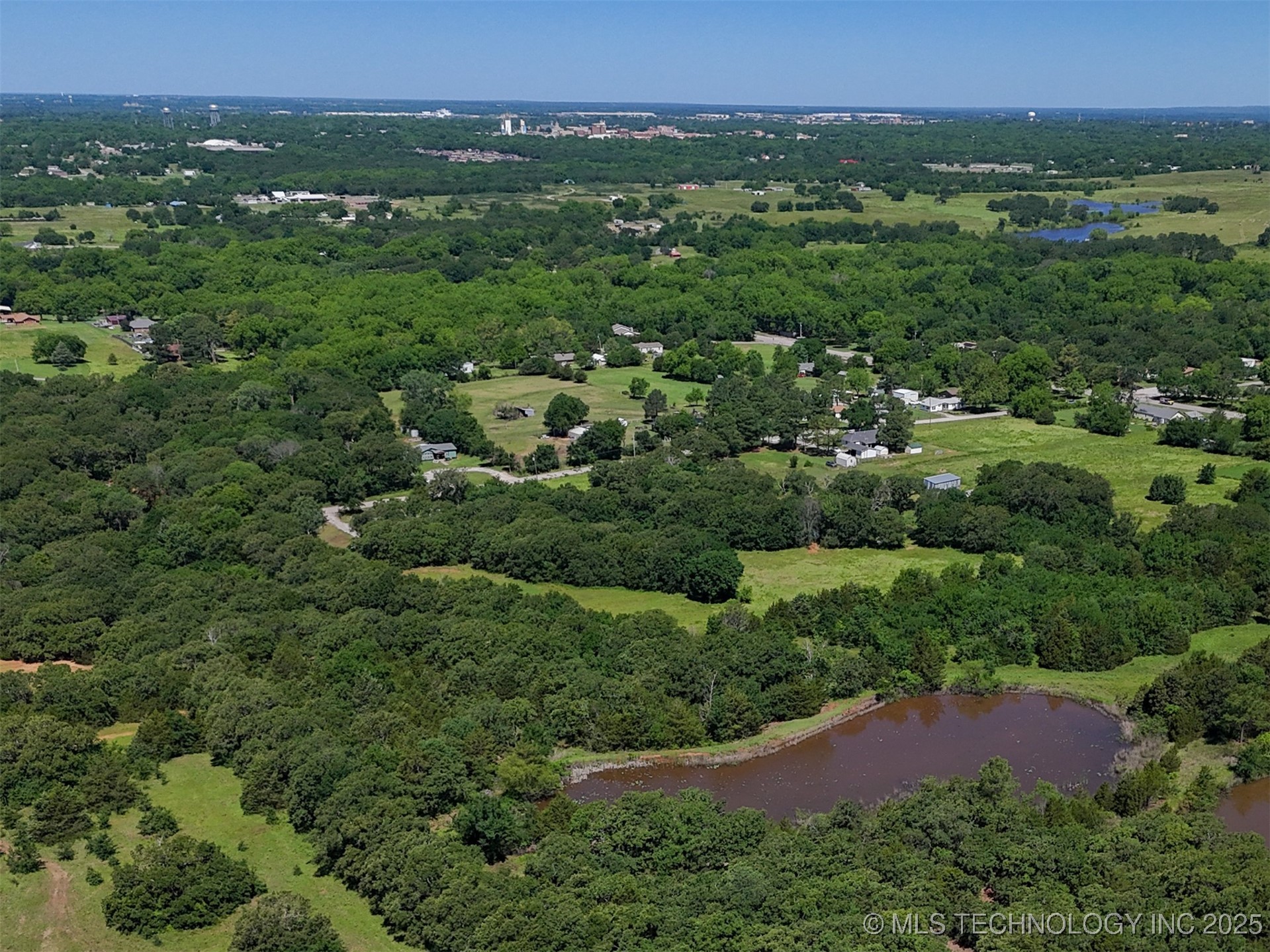 00 Harvey Road Property Photo 5
