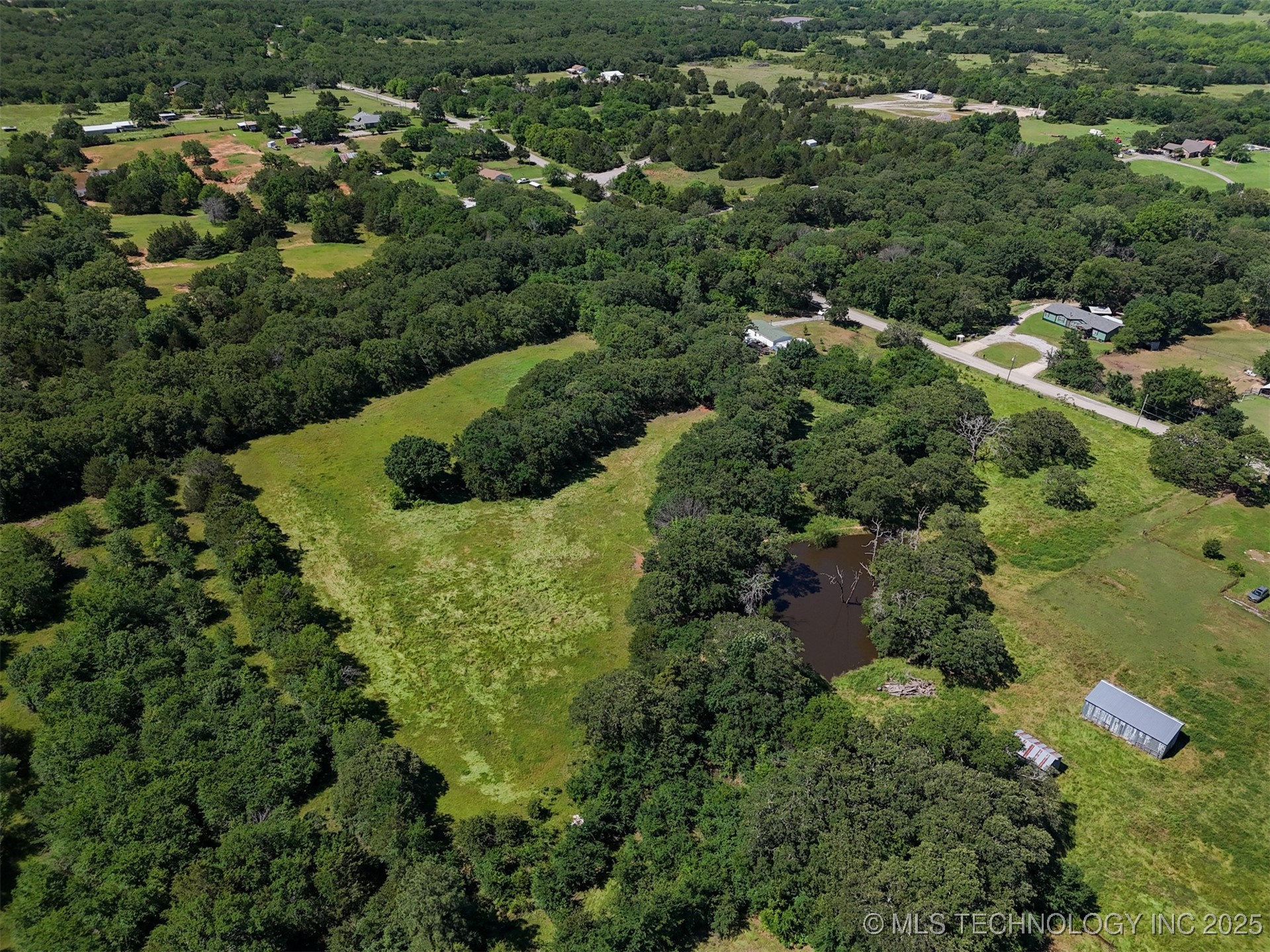 00 Harvey Road Property Photo 9