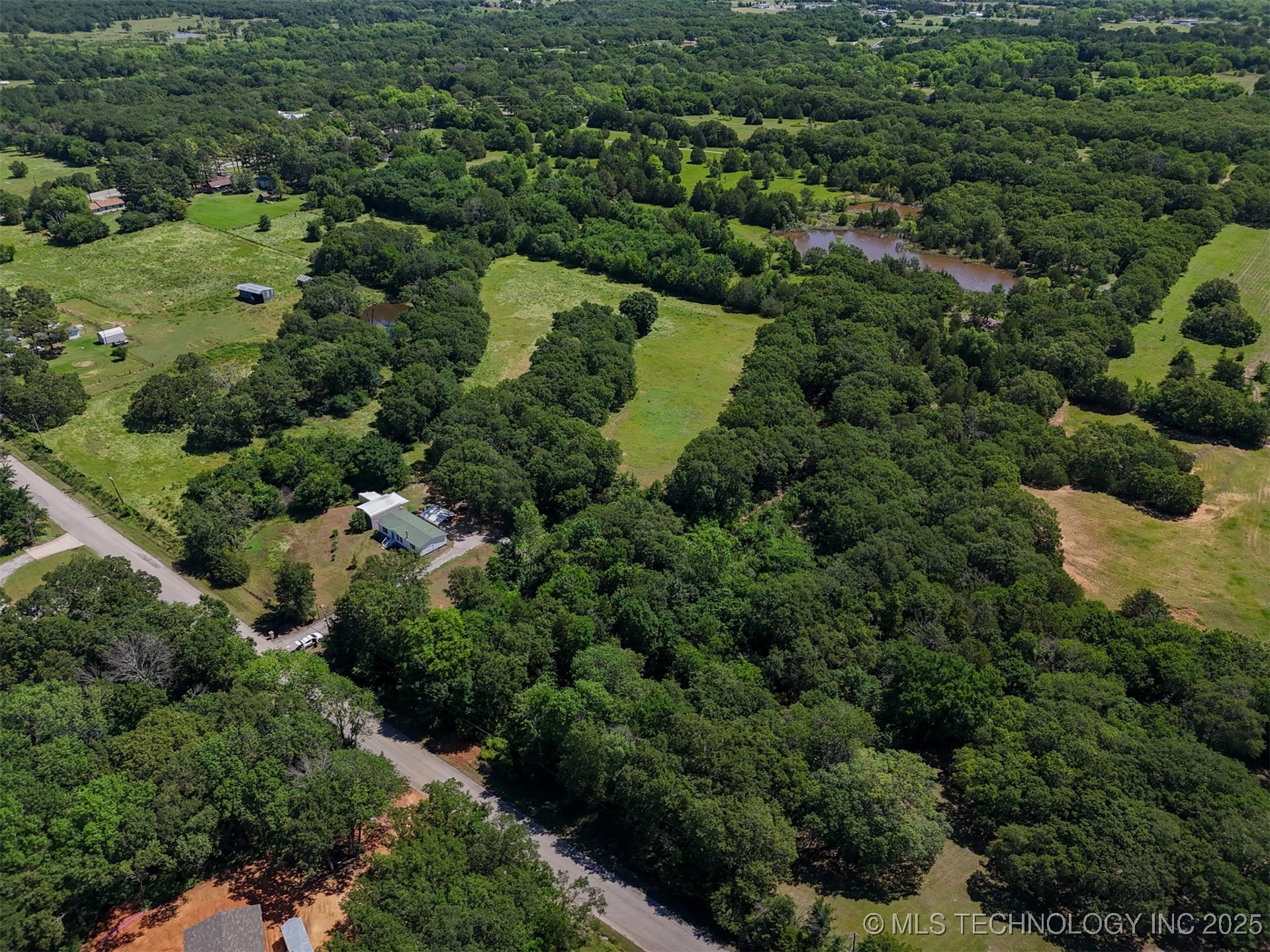 00 Harvey Road Property Photo 16