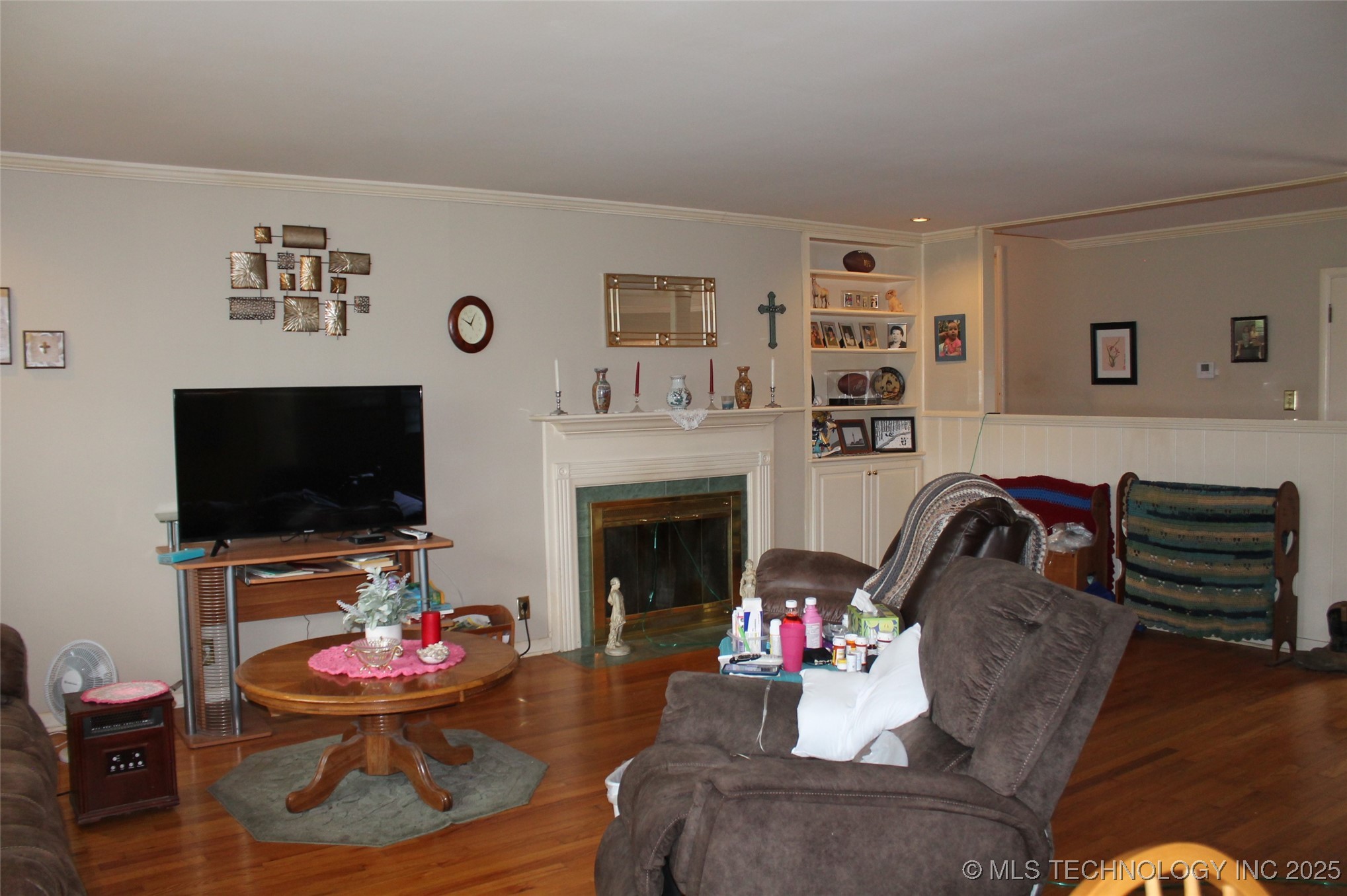 1507 E Seminole Property Photo 7