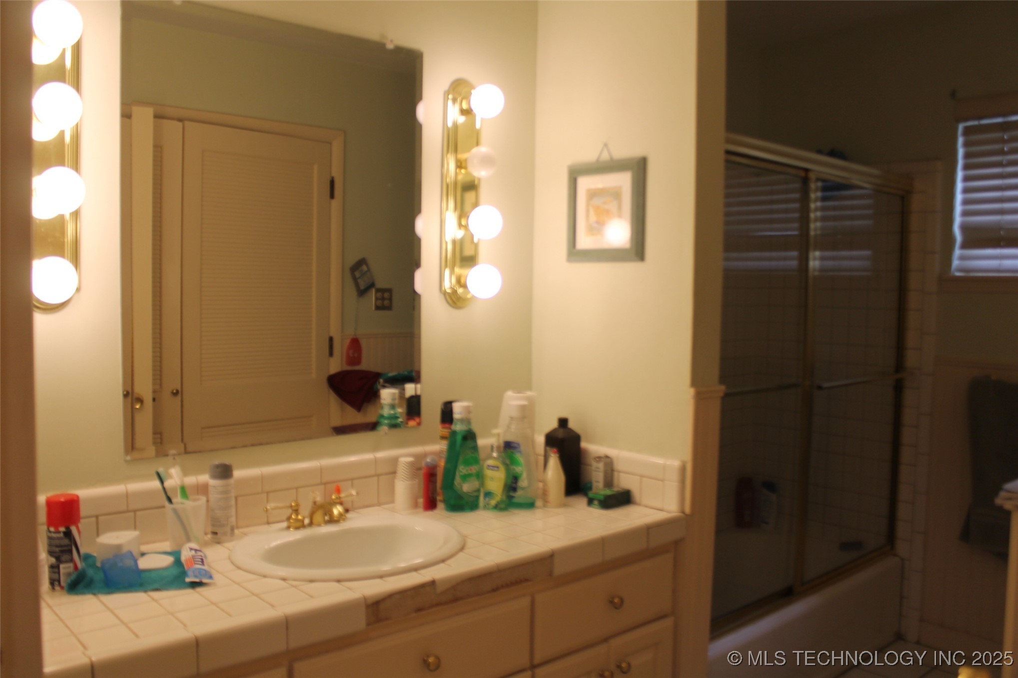 1507 E Seminole Property Photo 19