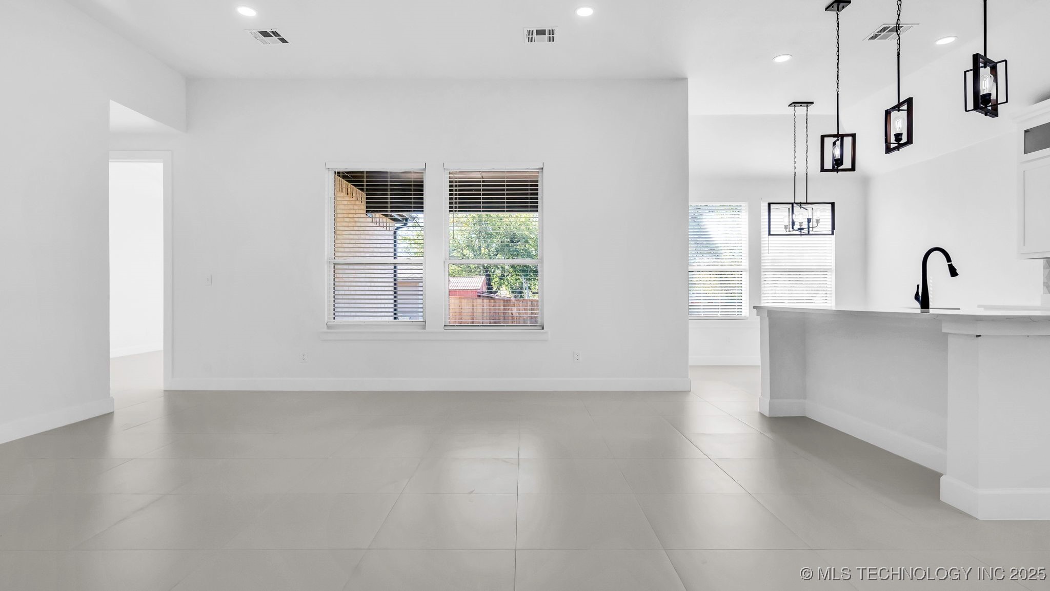 408 E Cherokee Street Property Photo 7