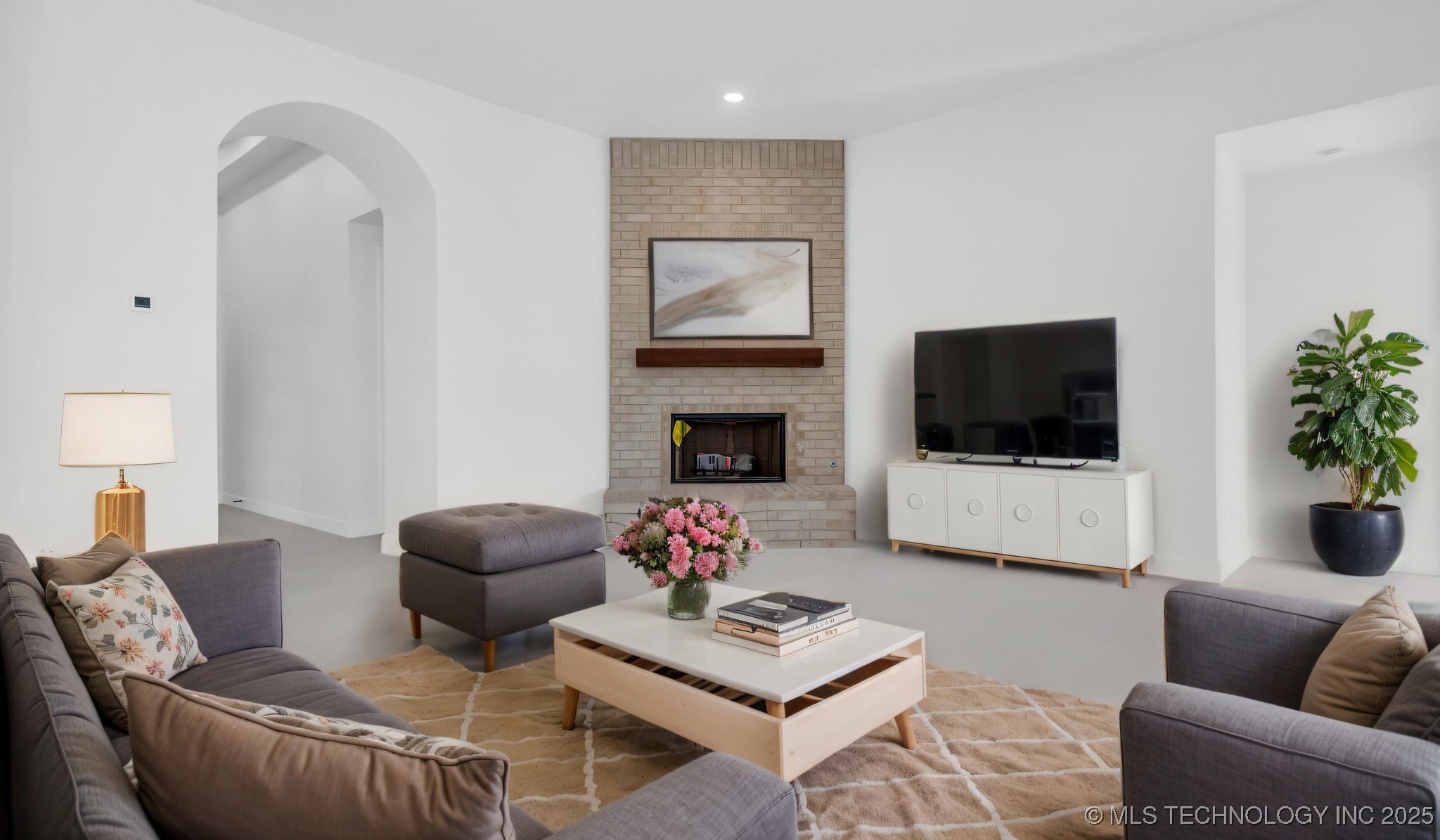 408 E Cherokee Street Property Photo 10