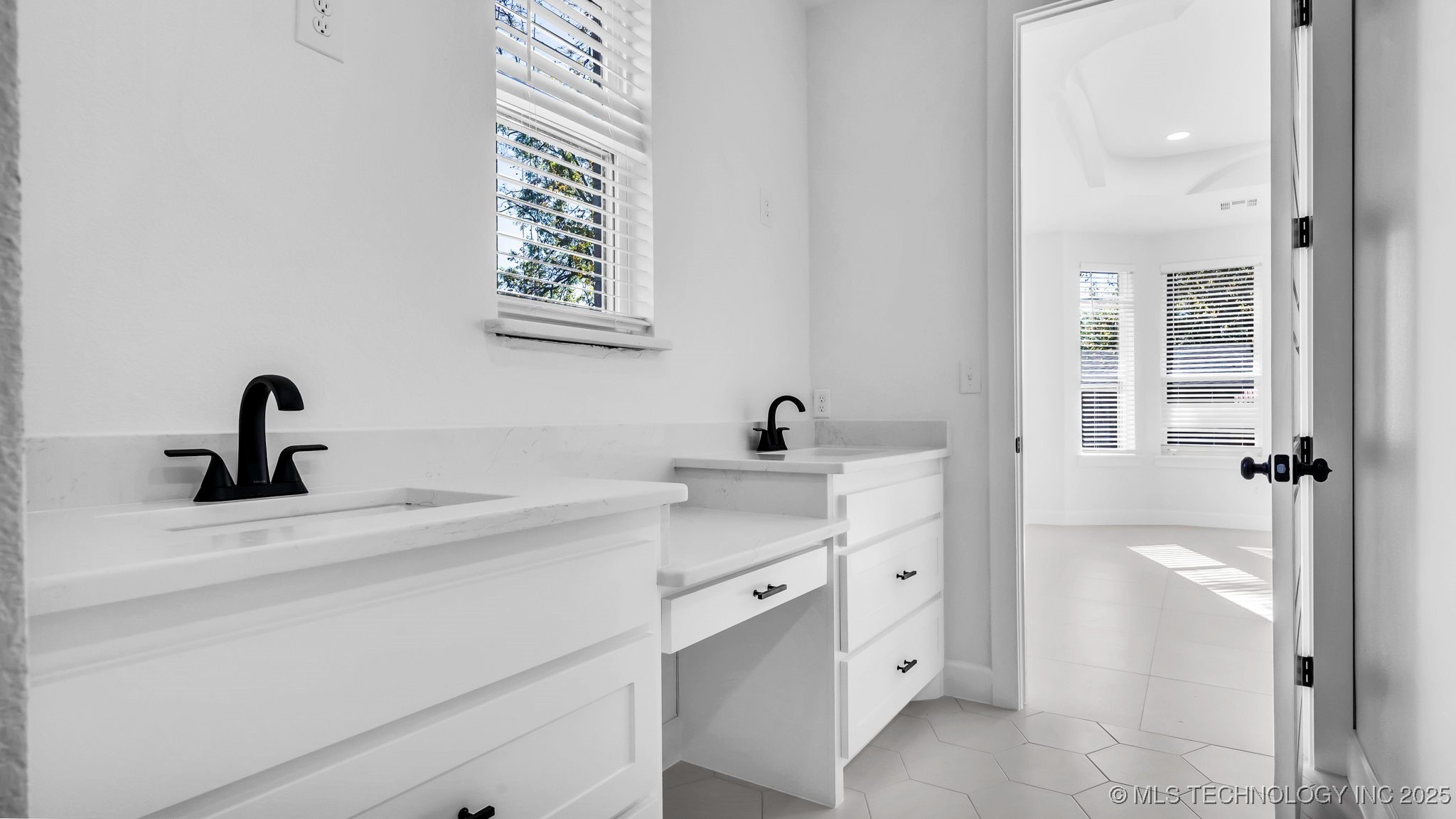 408 E Cherokee Street Property Photo 29