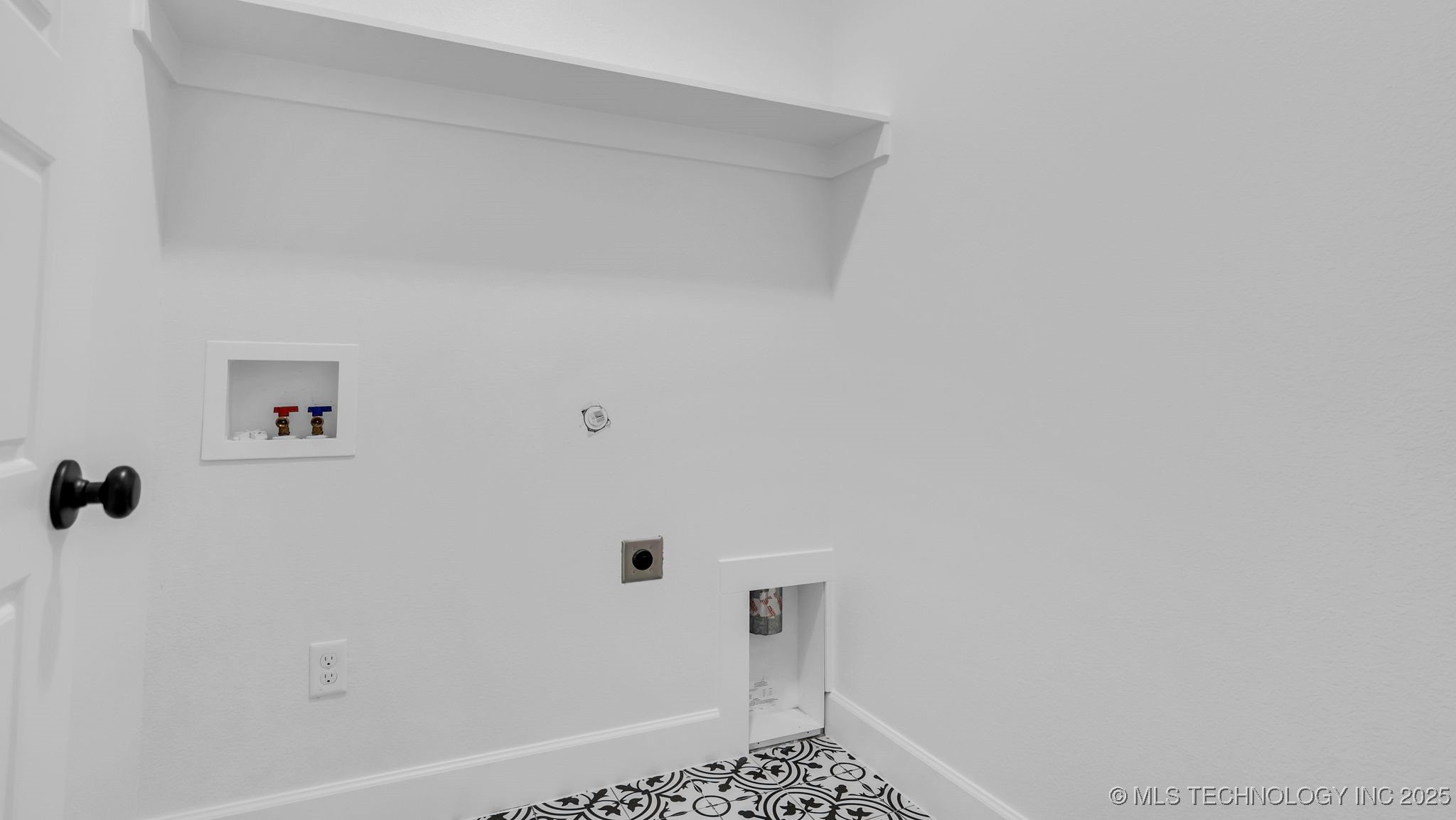 408 E Cherokee Street Property Photo 43