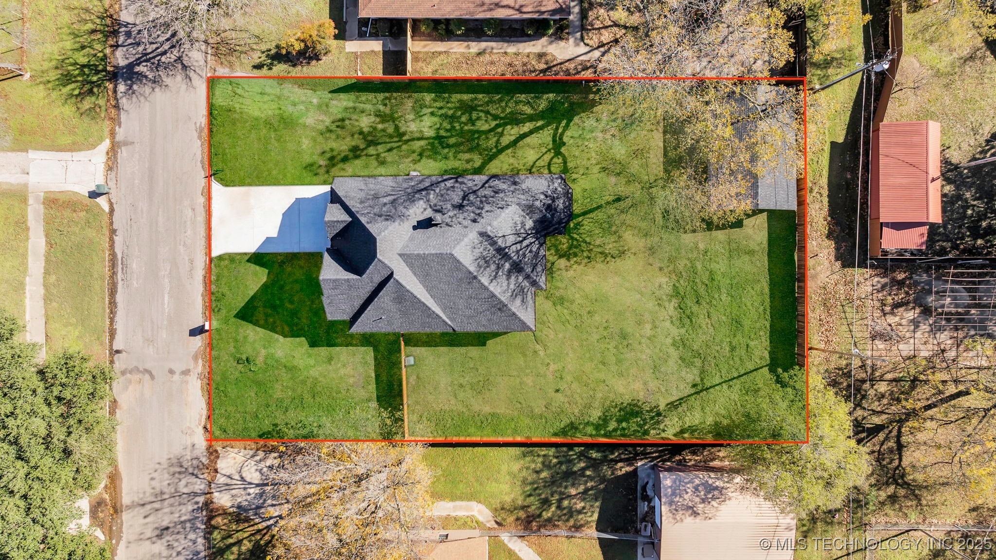 408 E Cherokee Street Property Photo 53