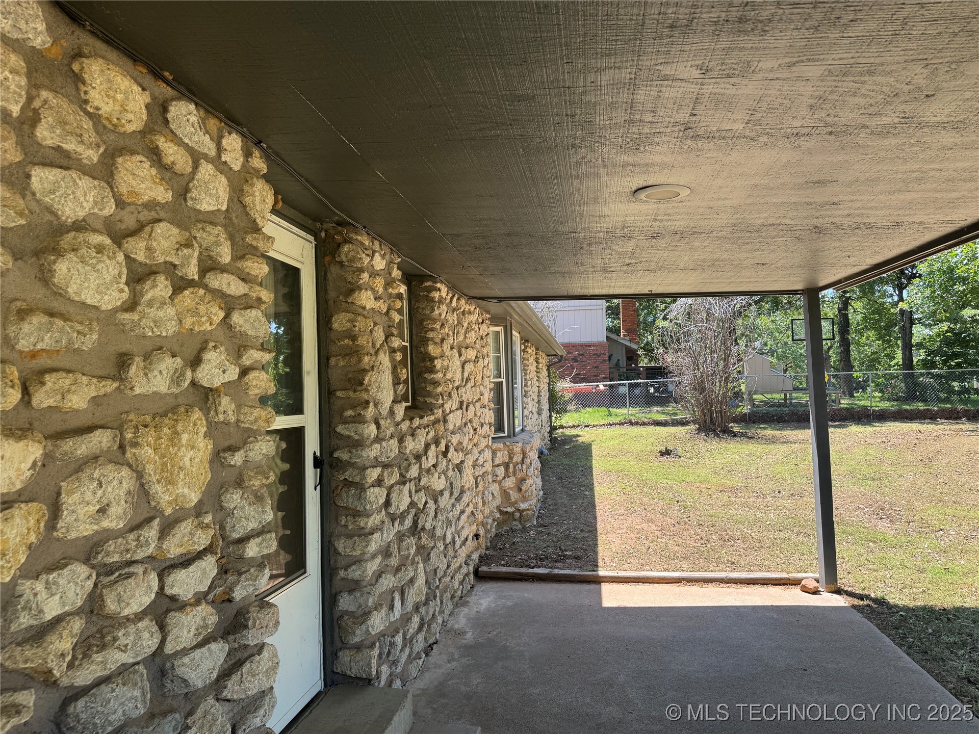 909 Bayshore Drive Property Photo 39